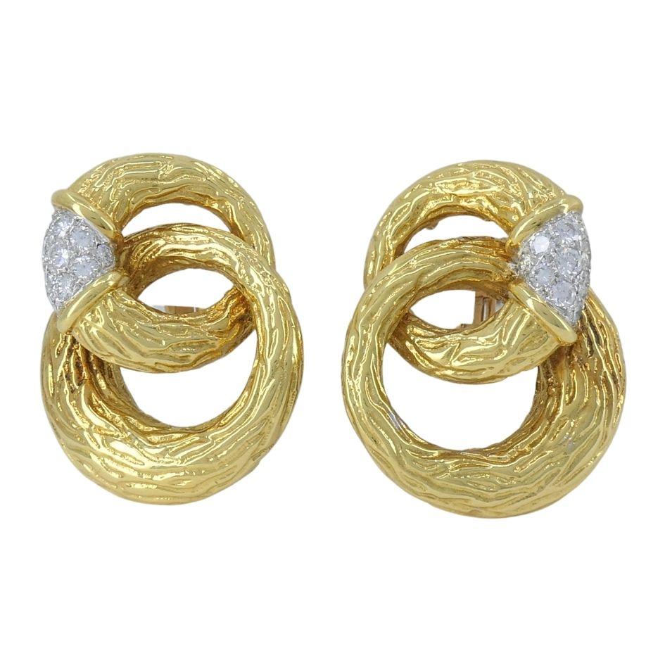 Brilliant Cut Vintage Boucheron 18k Gold Platinum Diamond Drop Clip Earrings For Sale