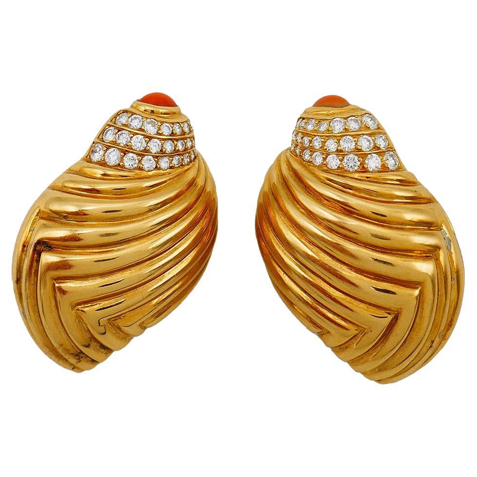 Vintage Boucheron 18k Gold Shell Earrings