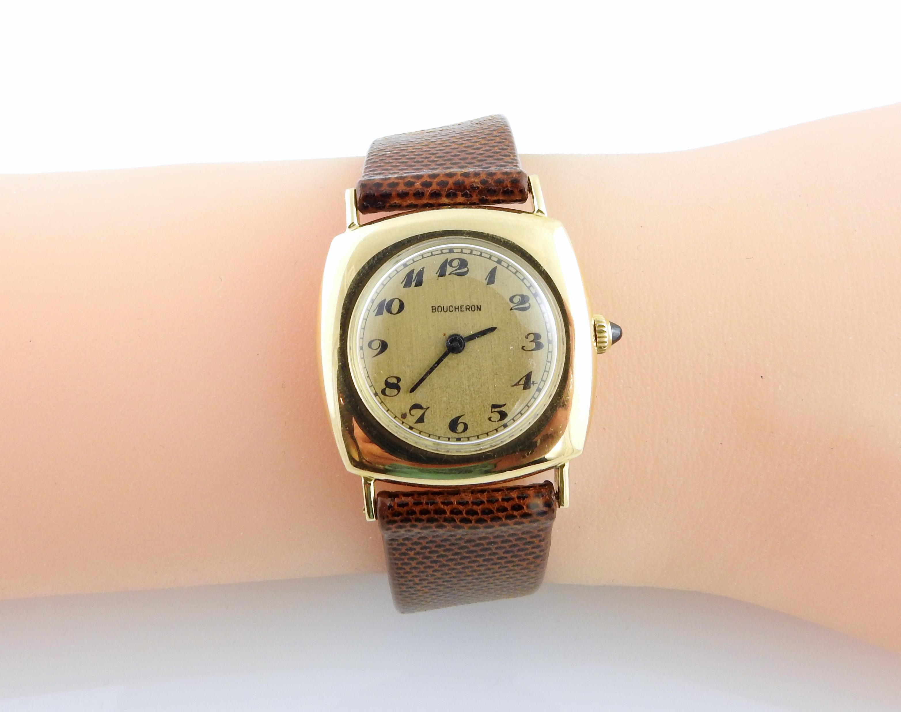 Vintage Boucheron 18k Yellow Gold Hand Winding Ladies Watch For Sale 2