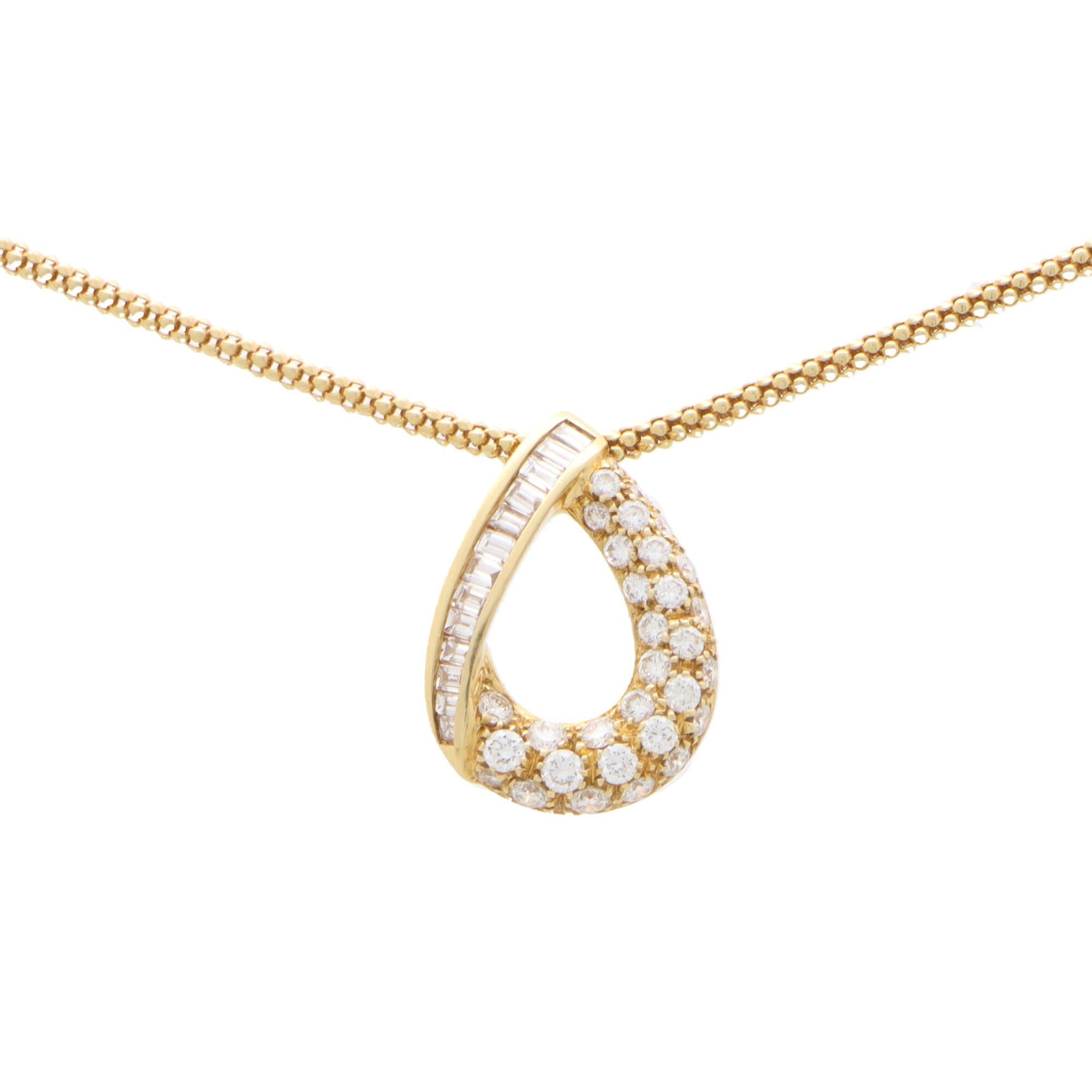 Round Cut  Vintage Boucheron Diamond Tear Drop Necklace in 18k Yellos Gold