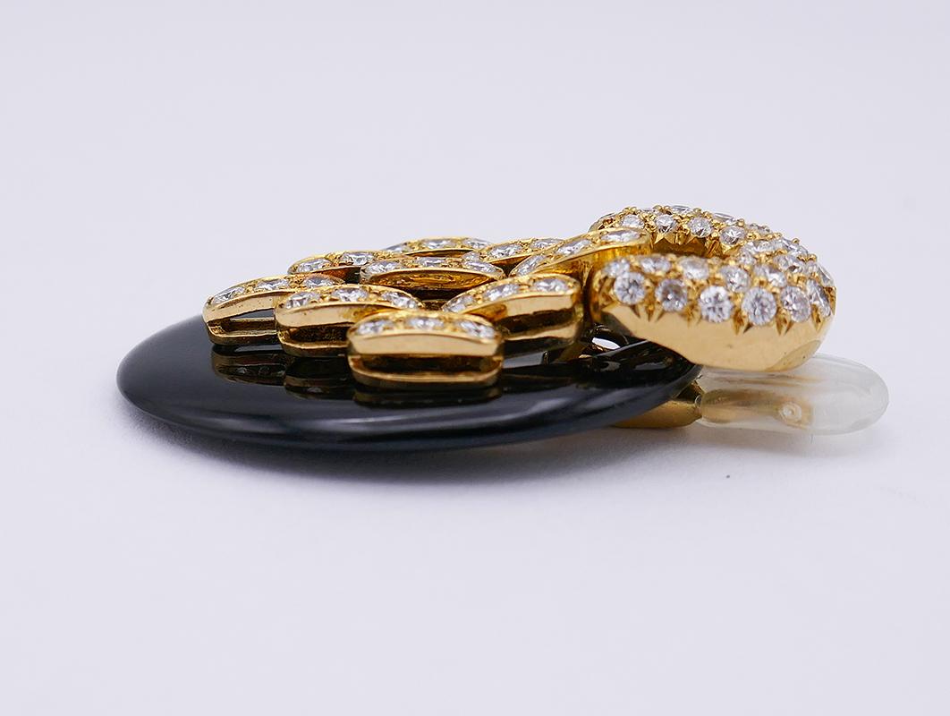 Men's Vintage Boucheron Earrings 18k Gold Diamond Onyx Estate Jewelry For Sale