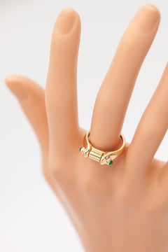 Vintage Boucheron France 18K Yellow Gold Cabochon Emerald Ring