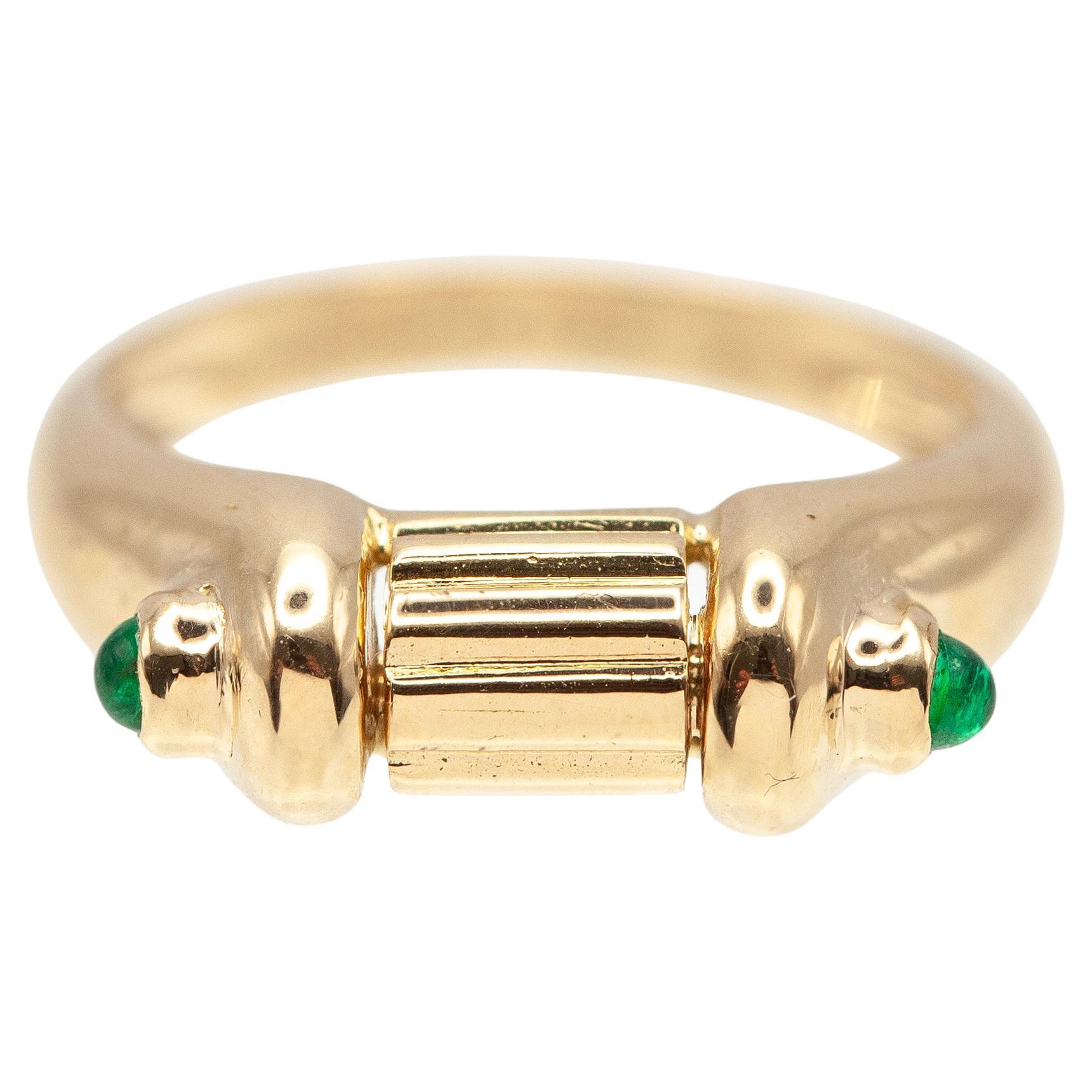 Vintage Boucheron France 18K Yellow Gold Cabochon Emerald Ring in vendita