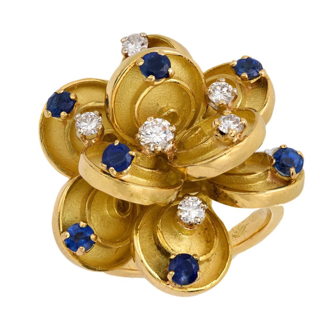 Vintage Boucheron Paris 18K Gold Diamonds Sapphire Flower Ring For Sale 8