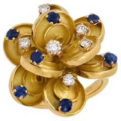 Vintage Boucheron Paris diamond sapphire 18k yellow gold flower ring