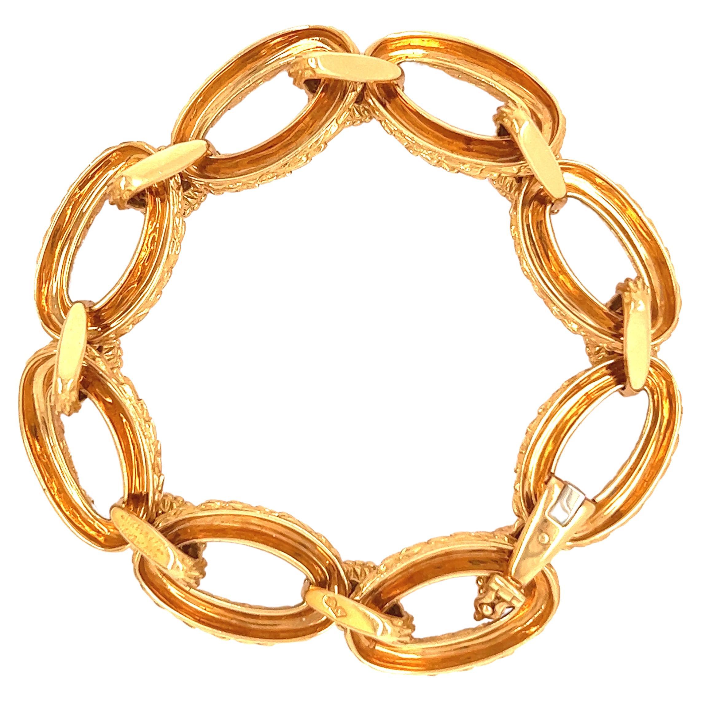 Round Cut Vintage Boucheron Serpent Bohème Diamond 18 Karat Gold Bracelet