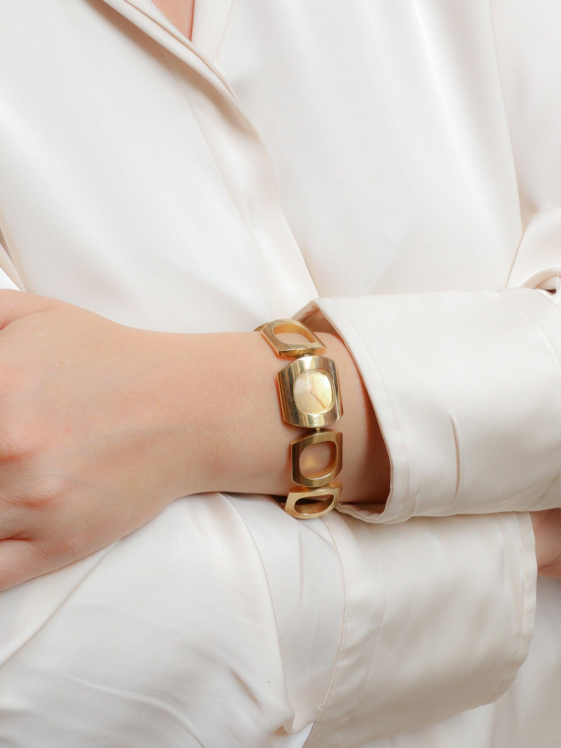 Vintage Boucheron Watch in Yellow Gold with Square Links For Sale 11