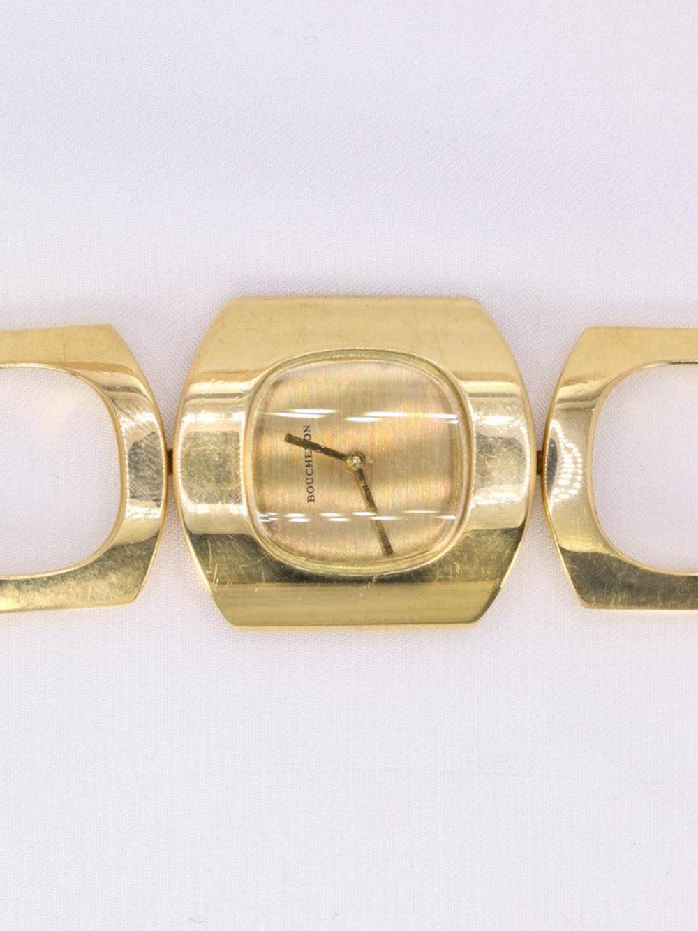 Vintage Boucheron Watch in Yellow Gold with Square Links For Sale 5