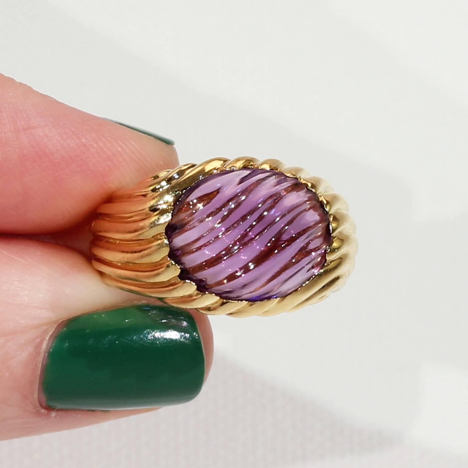 Contemporary Vintage Boucheron Wavy Amethyst Gold Ring For Sale