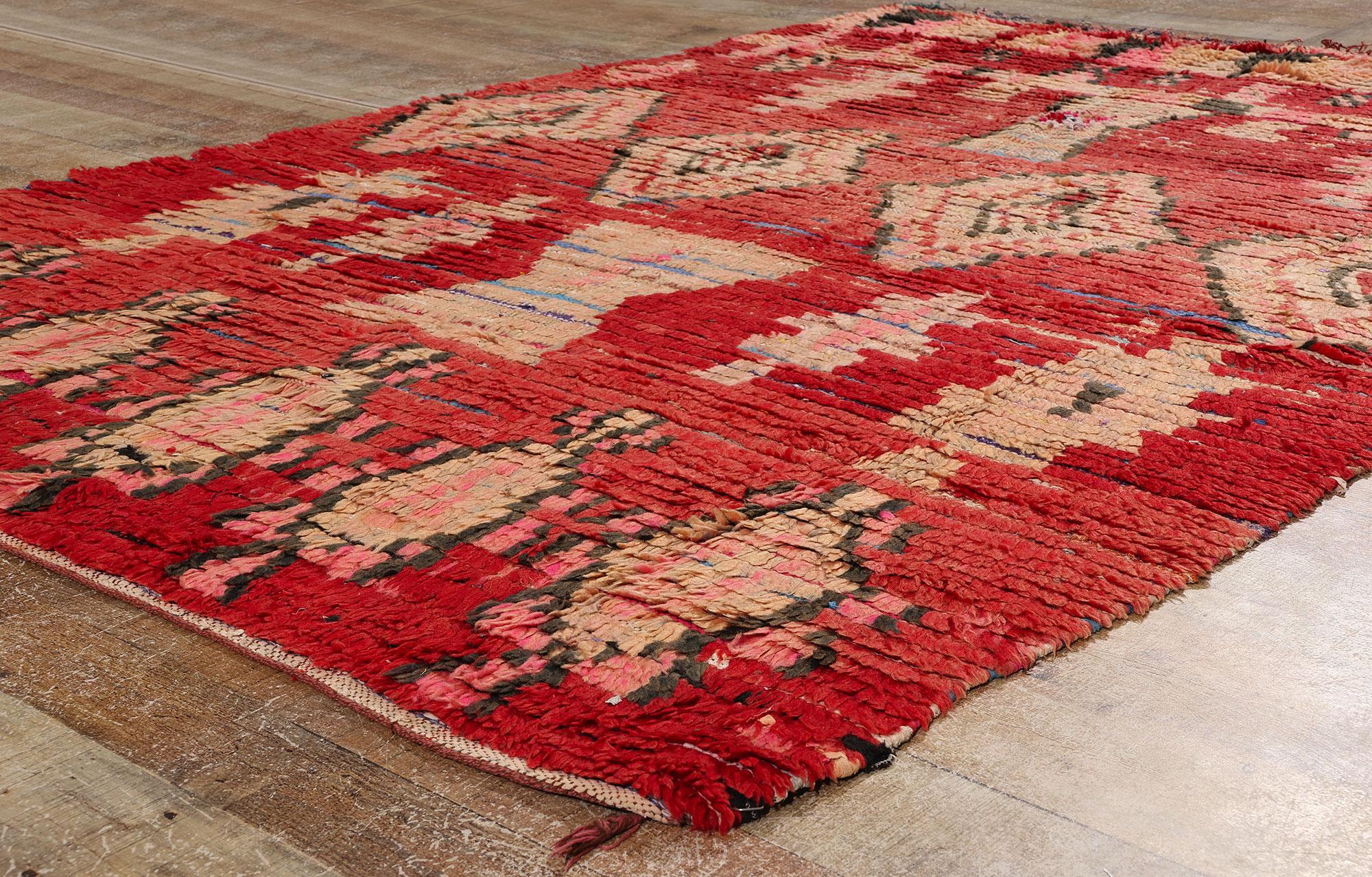 Marokkanischer Boucherouit-Boujad- Rag-Teppich im Vintage-Stil, Nachhaltigkeit trifft auf Cozy Nomad (Stoff) im Angebot