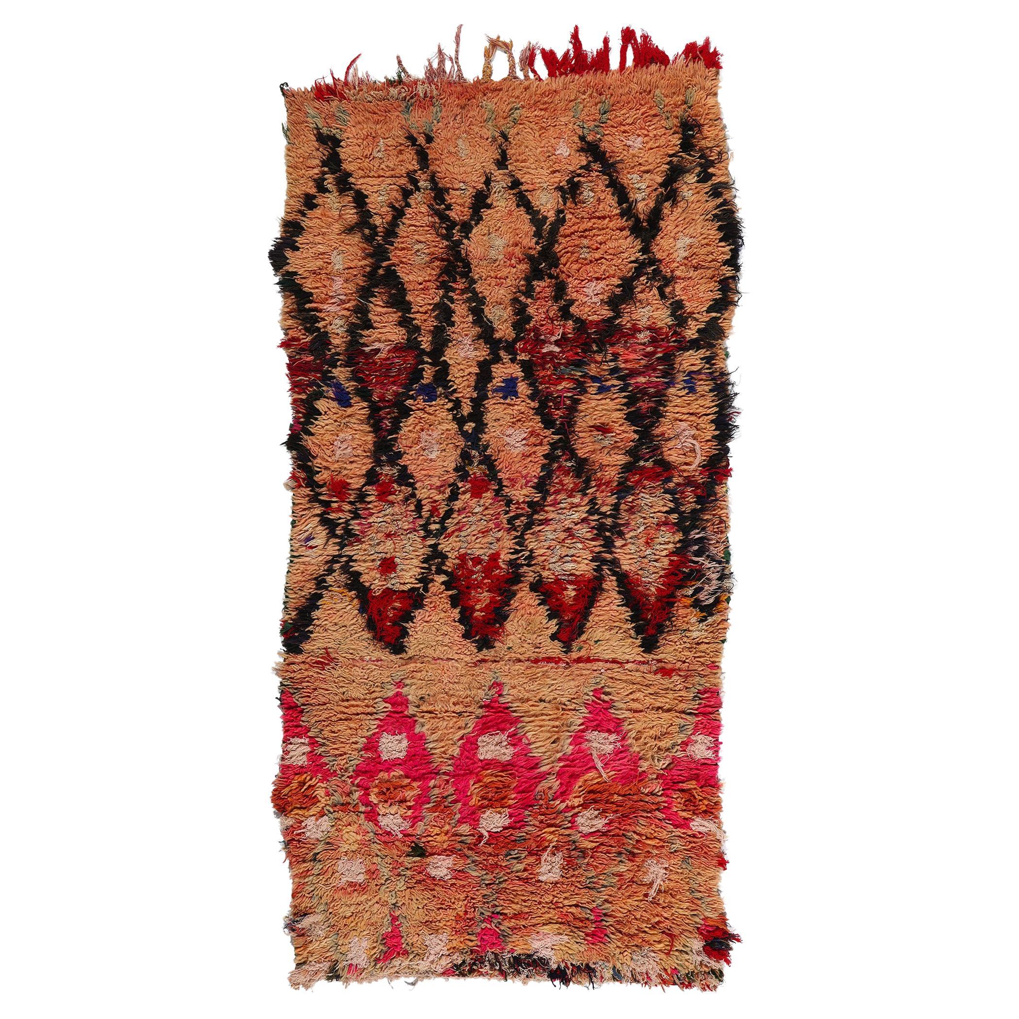 Marokkanischer Azilal Rag-Teppich aus Boucherouit im Vintage-Stil, Nachhaltigkeit trifft auf Cozy Nomad im Angebot