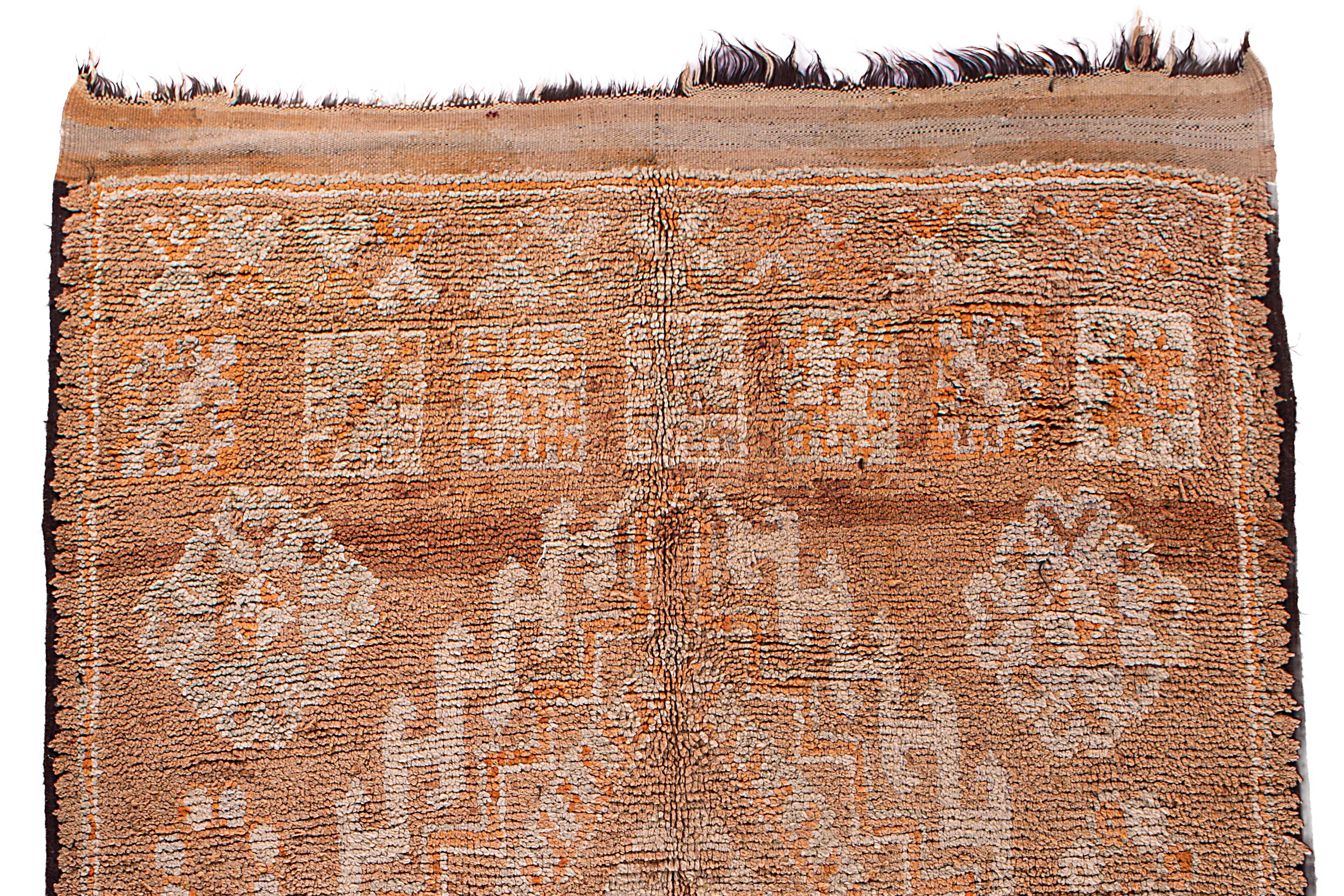 Hand-Knotted Vintage Boujaad rug 1960's, Boemian Style Tribal Pattern Rug, In Stock For Sale