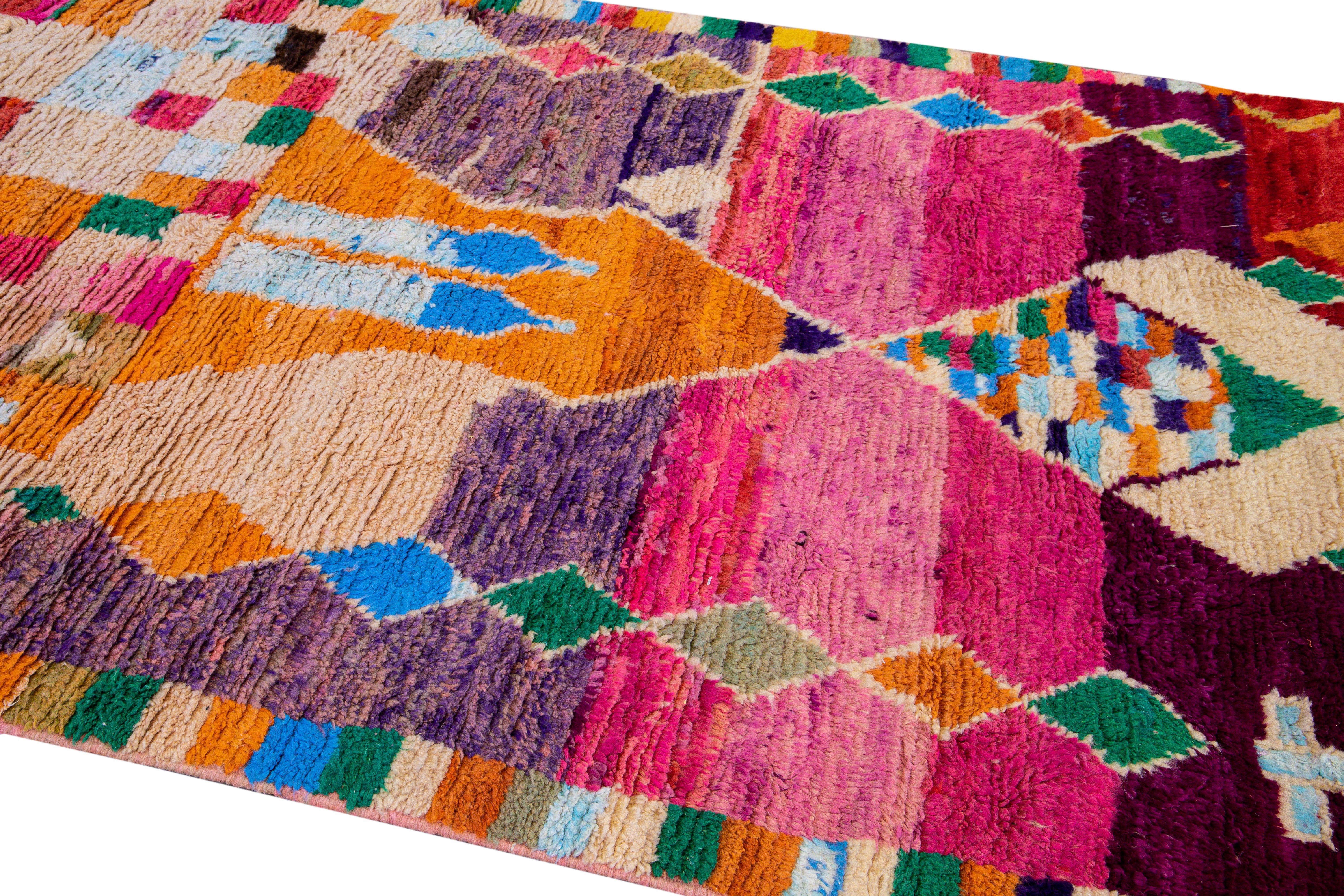 Vintage Boujad Moroccan Handmade Geometric Multicolor Berber Wool Rug For Sale 2