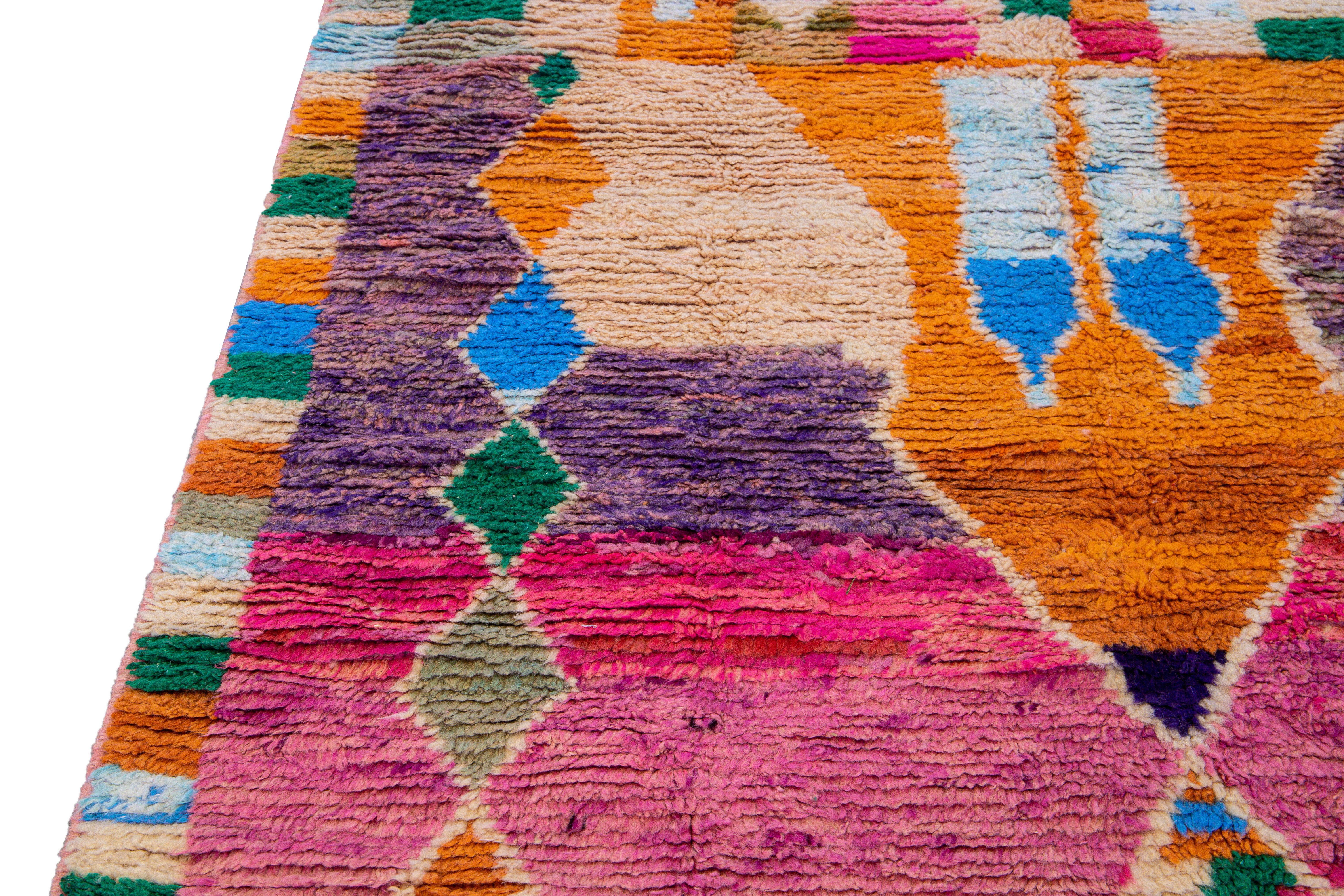 Vintage Boujad Moroccan Handmade Geometric Multicolor Berber Wool Rug For Sale 3