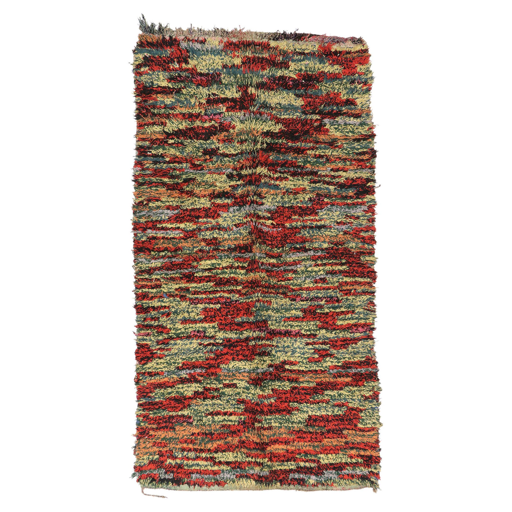 Boujad Marokkanischer Rag-Teppich, Bohemian Chic Meets Stammeskunst, Vintage im Angebot