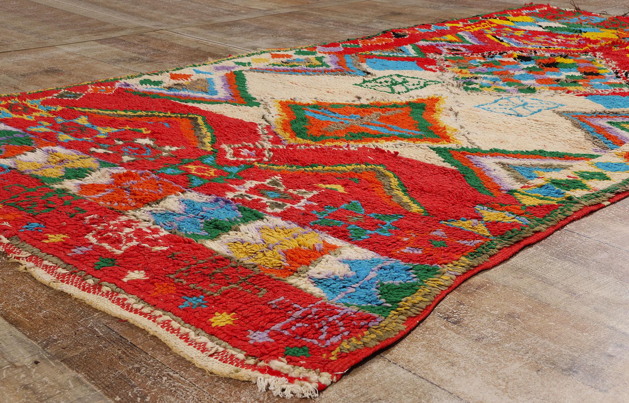Marokkanischer Boujad-Teppich im Vintage-Stil, Bohemian Chic Meets Stammeskunst-Enchantment (Wolle) im Angebot