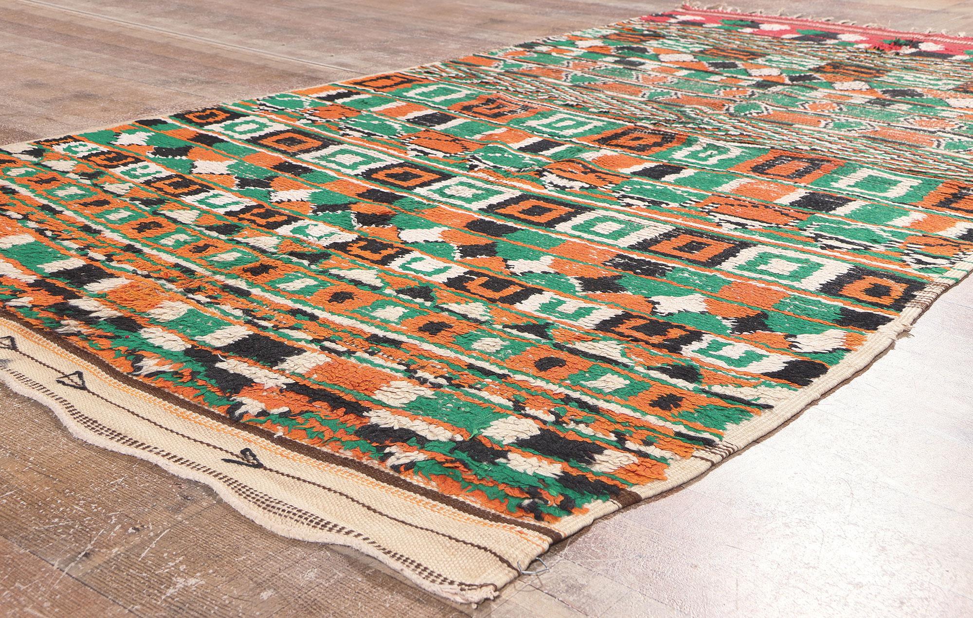 Boujad Marokkanischer Vintage-Teppich, Cozy Nomad Meets Midcentury Modern (20. Jahrhundert) im Angebot