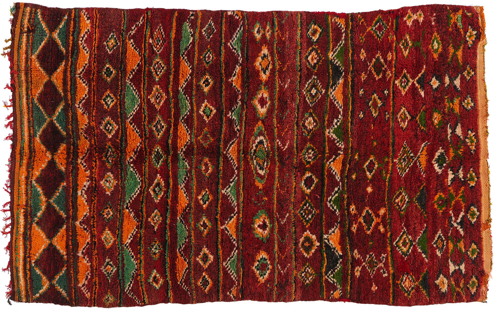 Vintage Boujad Moroccan Rug, Cozy Nomad Meets Southwest Bohemian For Sale 3