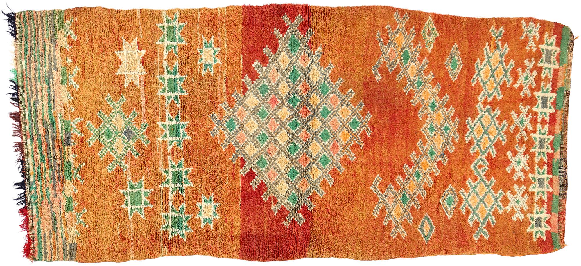 Vintage Boujad Moroccan Rug, Cozy Nomad Meets Southwest Bohemian For Sale 3
