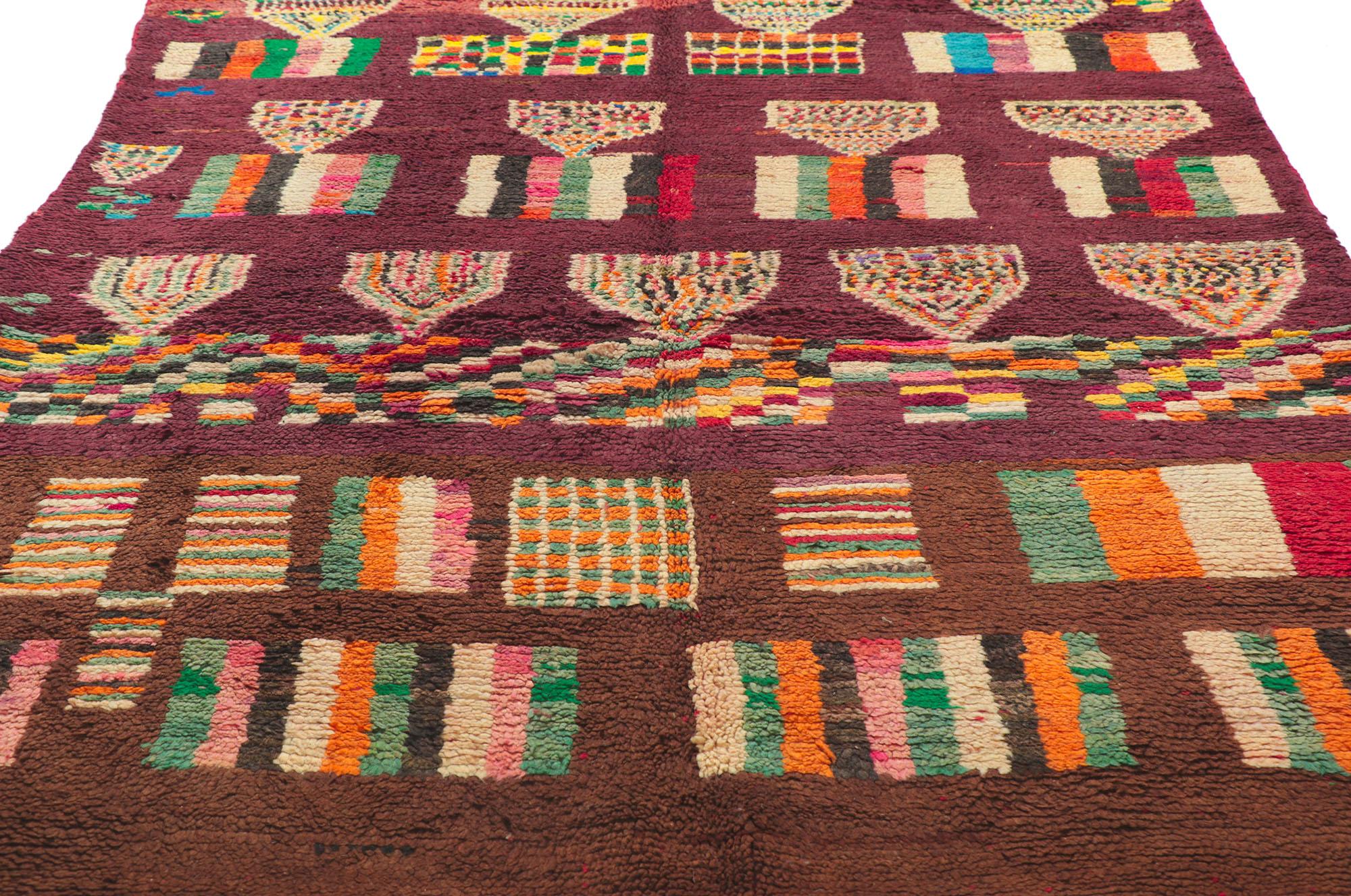 Marokkanischer Boujad-Teppich im Vintage-Stil, Stammeskunst-Enchantment Meets Boho Chic (Handgeknüpft) im Angebot