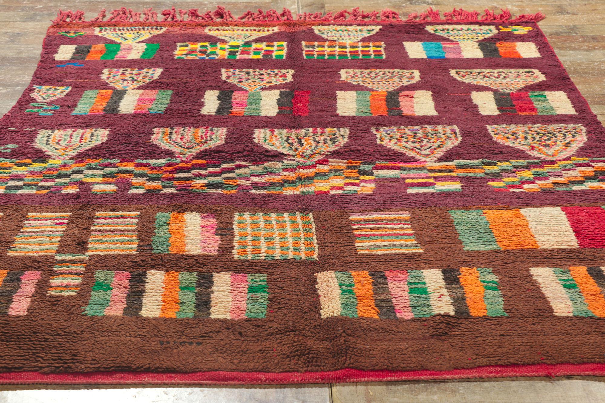 Marokkanischer Boujad-Teppich im Vintage-Stil, Stammeskunst-Enchantment Meets Boho Chic (Wolle) im Angebot