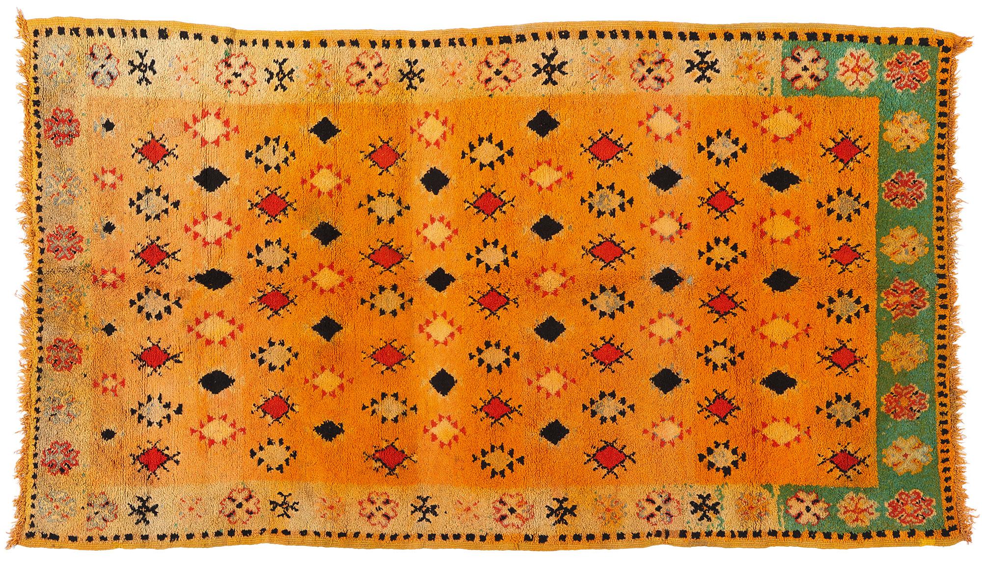 Marokkanischer Boujad-Teppich im Vintage-Stil, Stammeskunst-Enchantment trifft Global Boho-Chic im Angebot 3