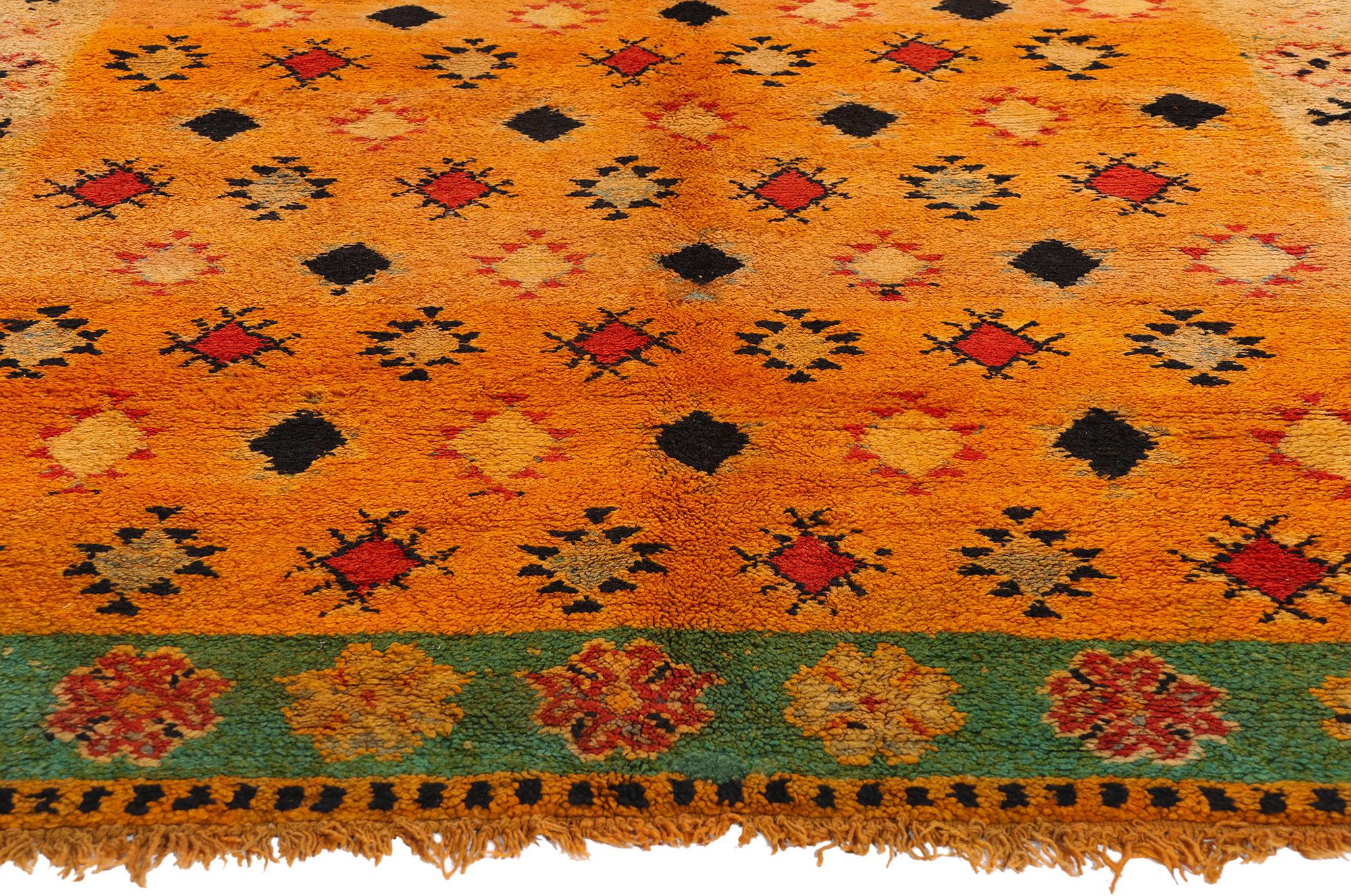 Marokkanischer Boujad-Teppich im Vintage-Stil, Stammeskunst-Enchantment trifft Global Boho-Chic (Handgeknüpft) im Angebot