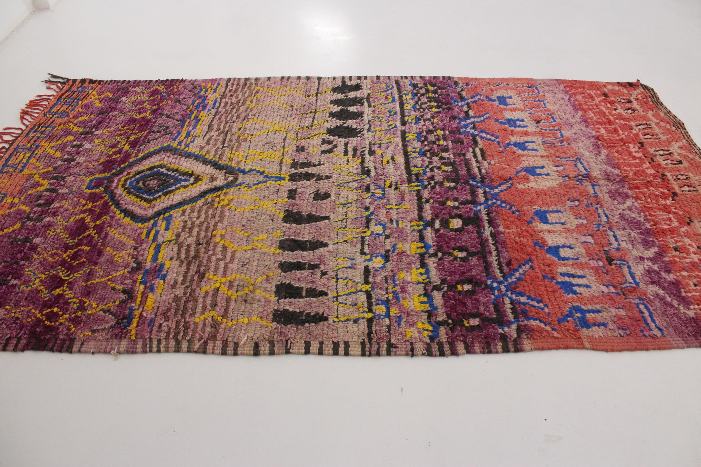 Vintage Moroccan Boujad rug - Purple/red - 5.9x11feet / 180x338cm In Good Condition For Sale In Marrakech, MA