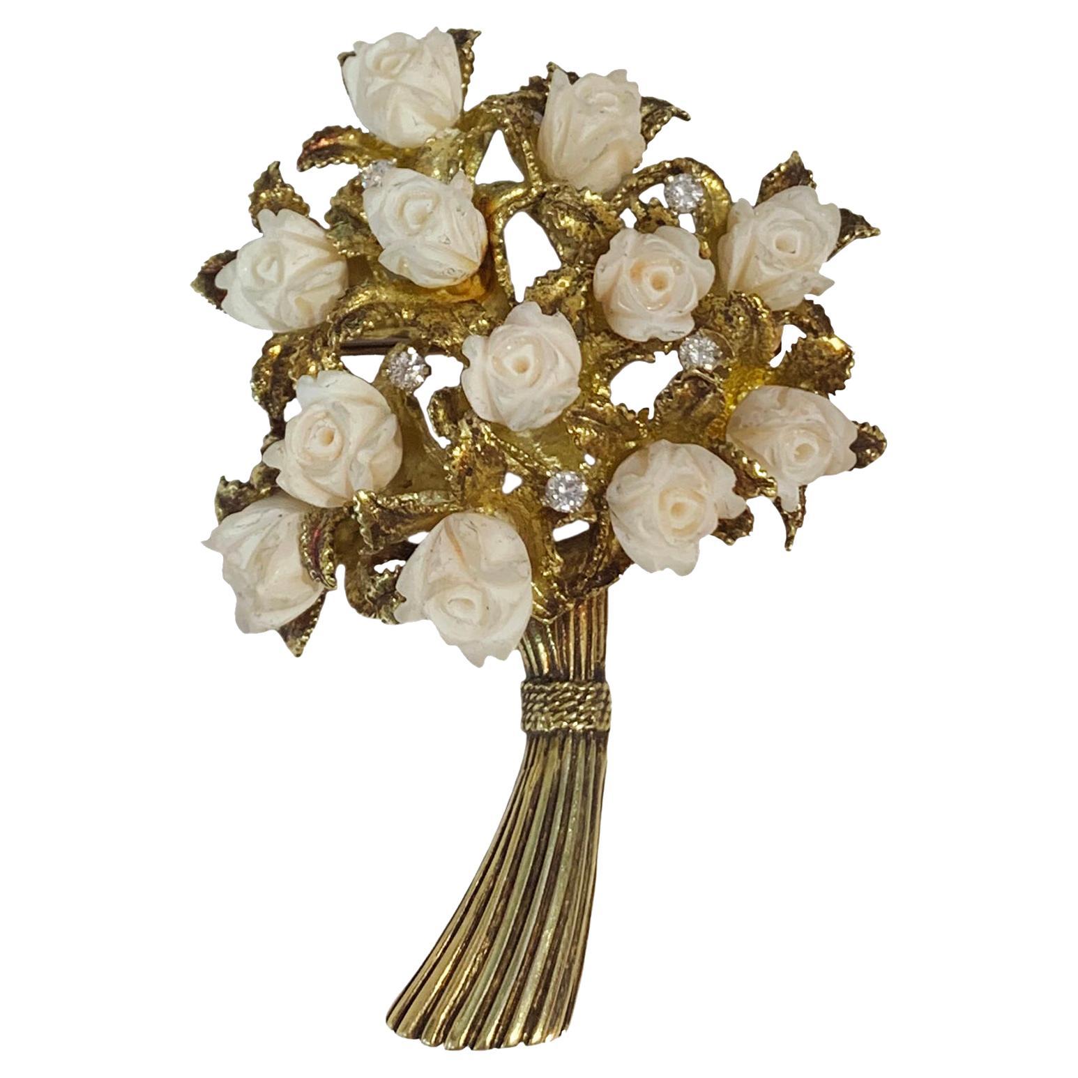 Vintage Bouquet Brooch in 14k Yellow Gold with Corals For Sale