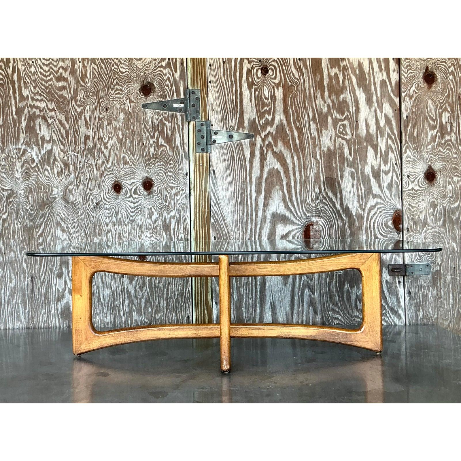 Table basse vintage nœud papillon d'après Adrian Pearsall Bon état - En vente à west palm beach, FL