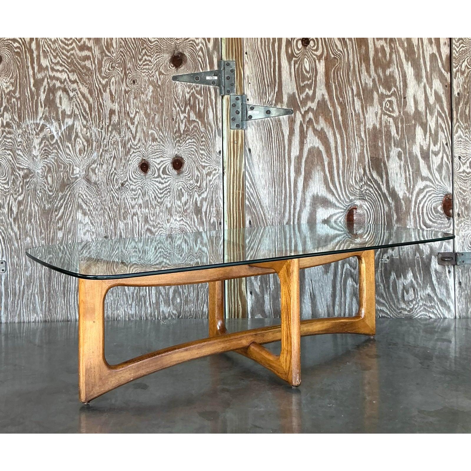 Verre Table basse vintage nœud papillon d'après Adrian Pearsall en vente