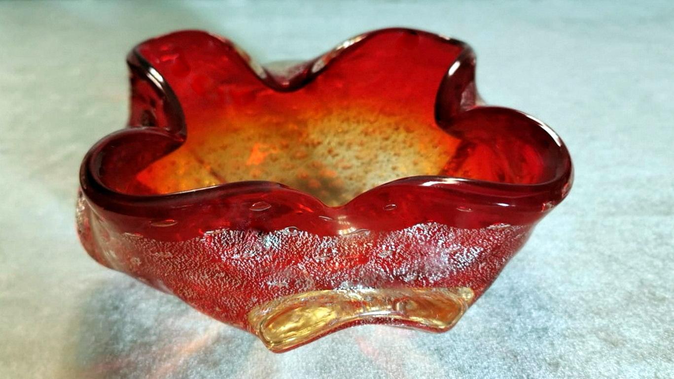 Mid-Century Modern Vintage Bowl or Ashtray in Red Murano Glass and Gold Spangles