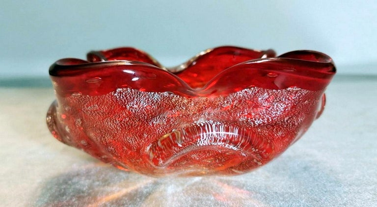 20th Century Vintage Bowl or Ashtray in Red Murano Glass and Gold Spangles For Sale