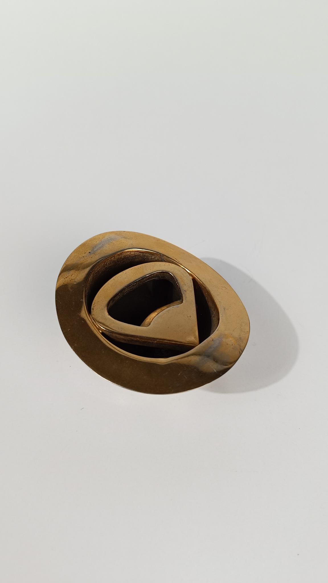 Vintage Bowler / Derby Hut Flaschenöffner in schweren massivem vergoldetem Messing, 70er Jahre im Angebot 1