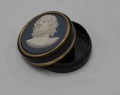 Vintage-Schachtel mit Porträt, spätes 19. Jahrhundert