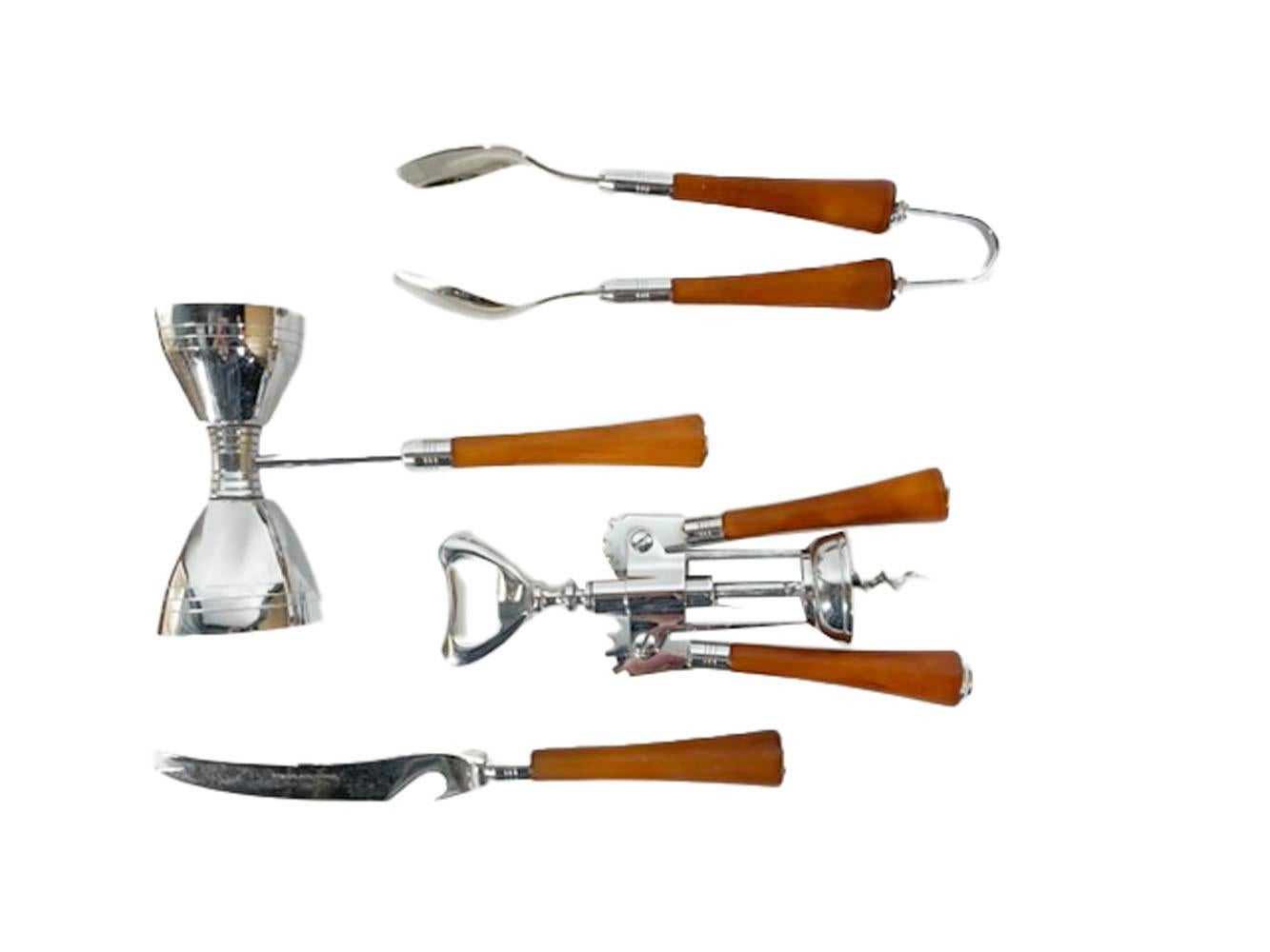 Barzubehör aus Kasten von Glo-Hill Bar Tools, mit bernsteinfarbenen Bakelitgriffen (Moderne der Mitte des Jahrhunderts) im Angebot