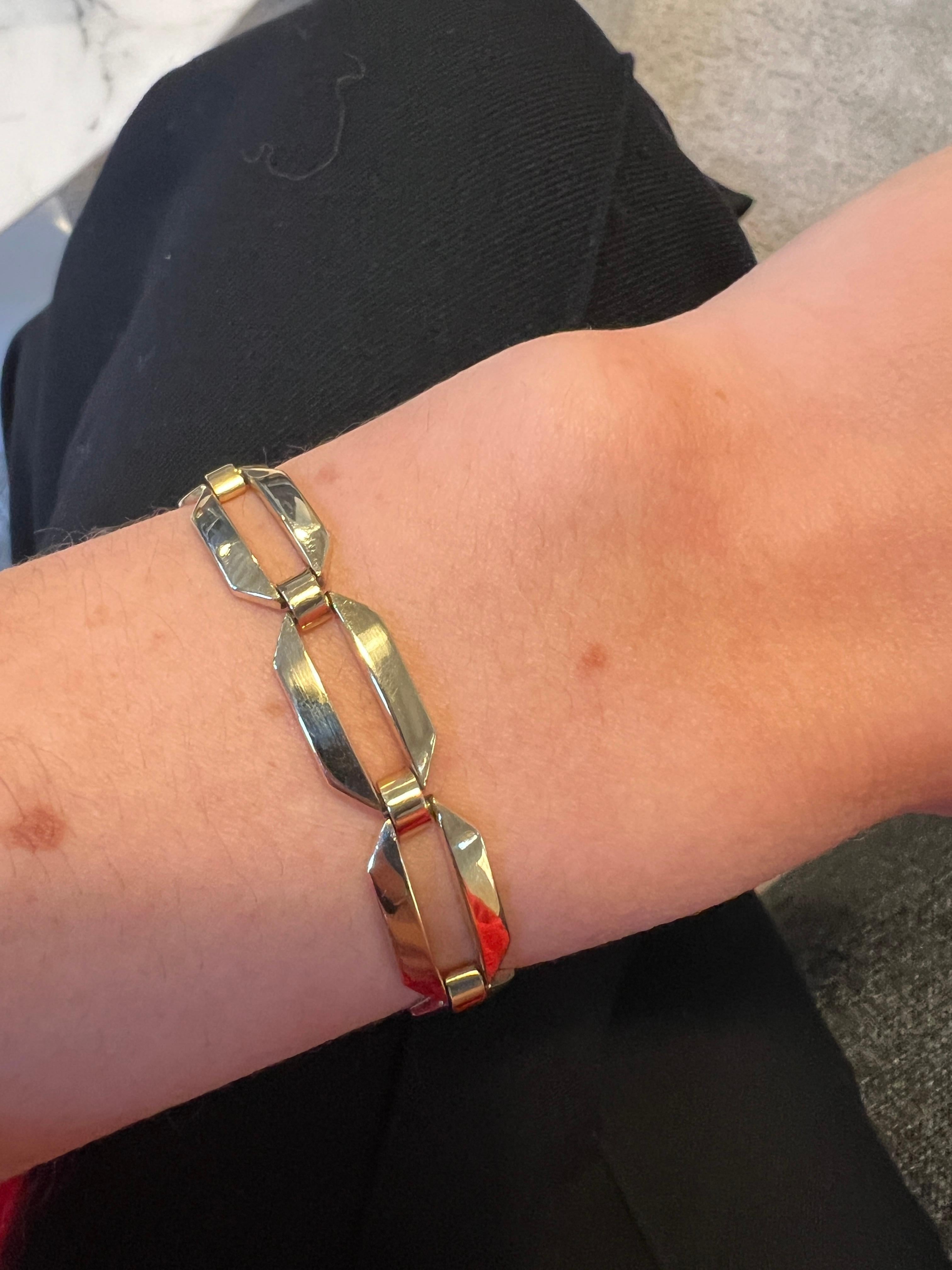 Retro Vintage Bracelet Circa 50 Yellow Gold 18 Carats For Sale