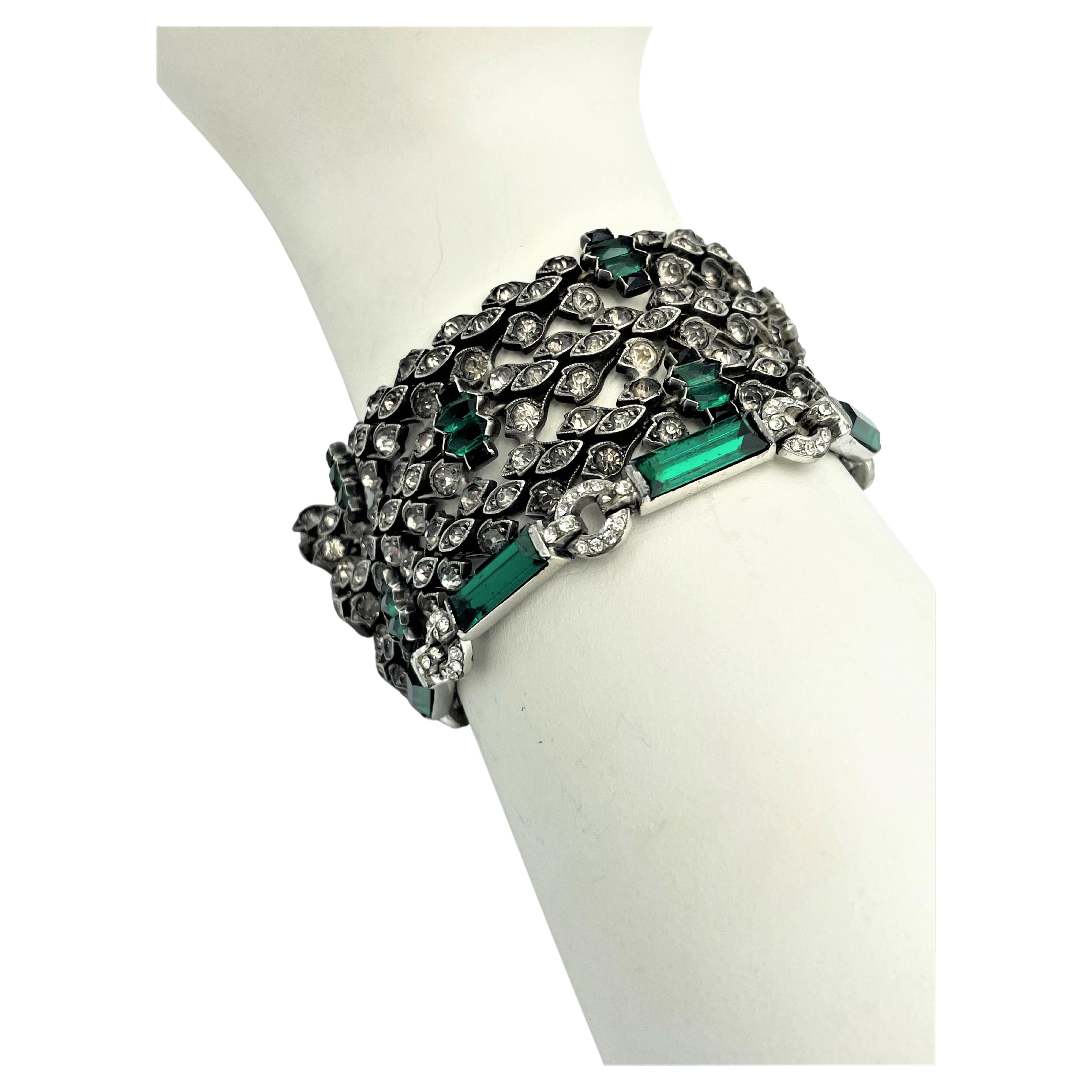 Vintage bracelet, clear and green rhinestones Sterling Silver 1940s USA In Good Condition For Sale In Stuttgart, DE