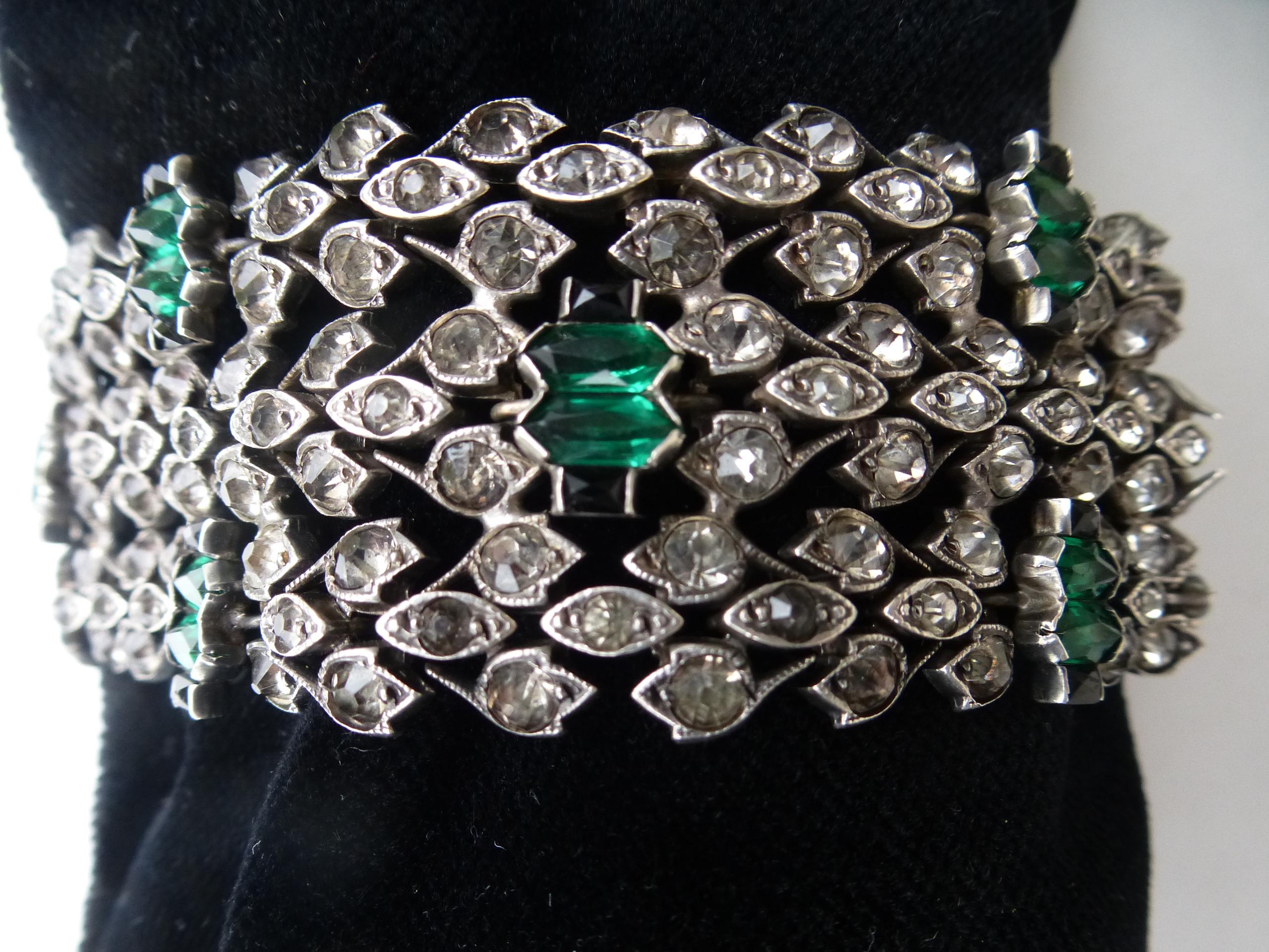 Vintage bracelet, clear and green rhinestones Sterling Silver 1940s USA For Sale 1