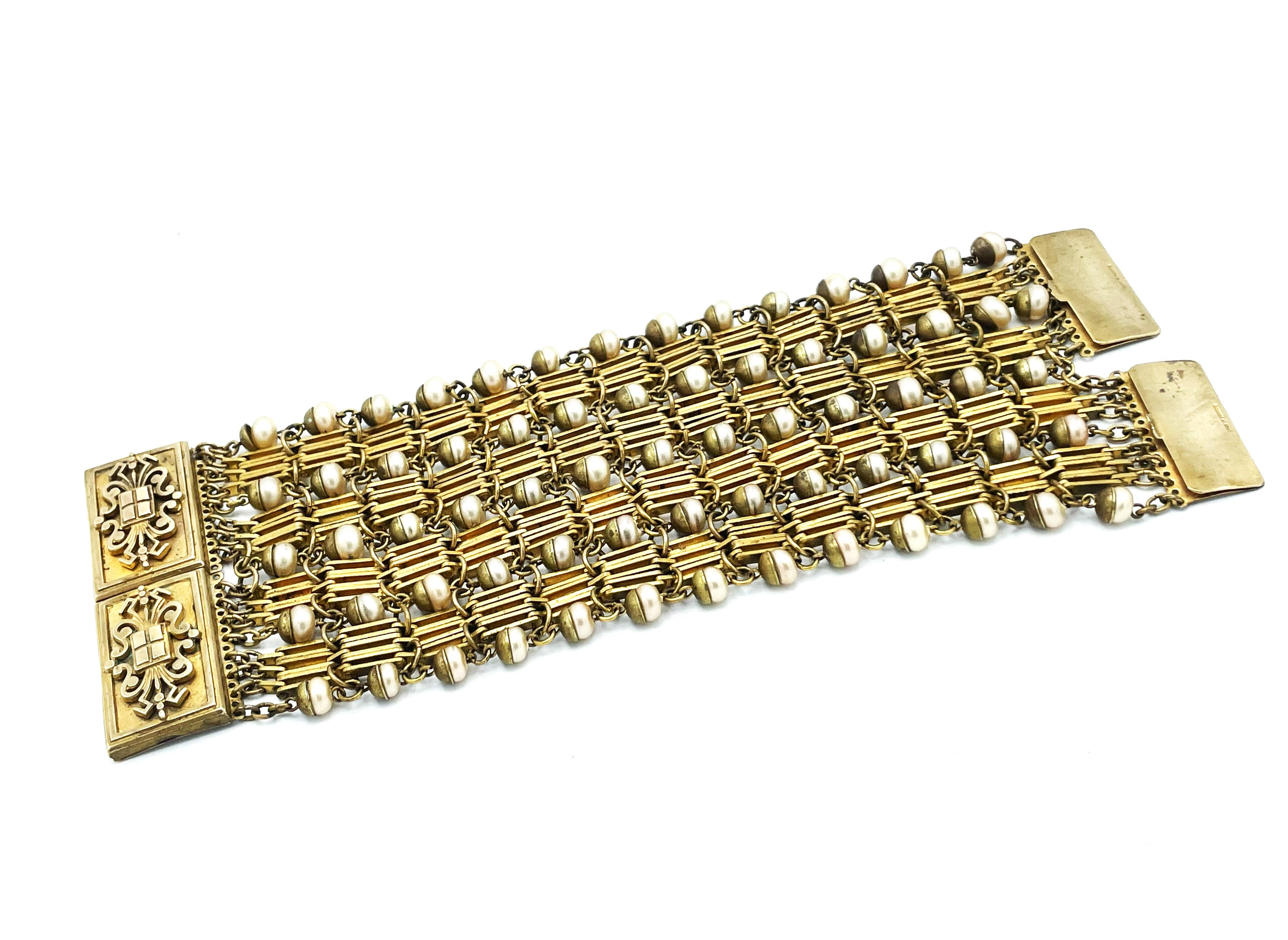 Vintage Bracelet, early 1940's, gold plated, handmade pearls, Made in France In Good Condition For Sale In Stuttgart, DE
