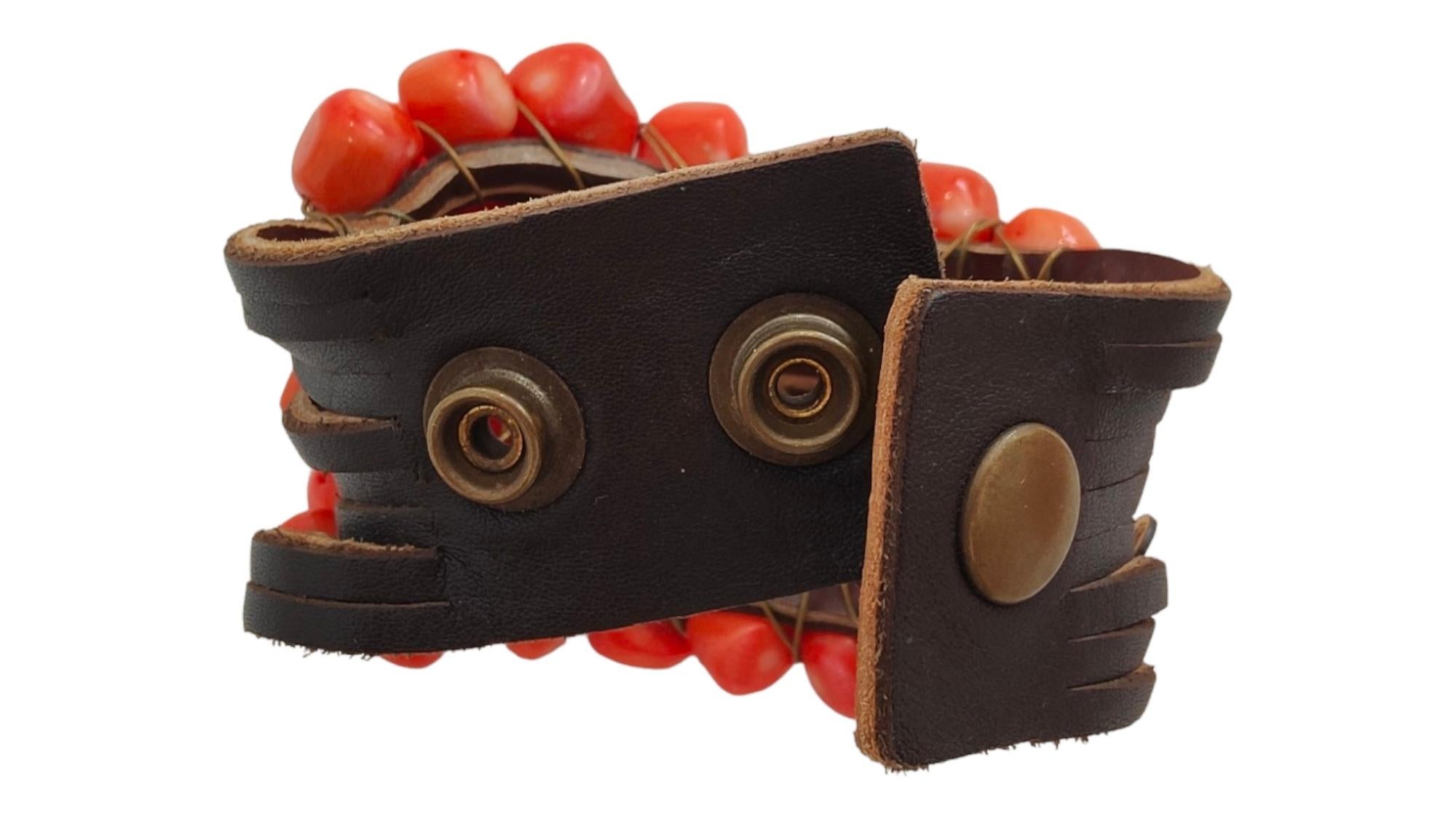 Vintage Bracelet In Carved Red Coral And pearl Beads For Sale 3