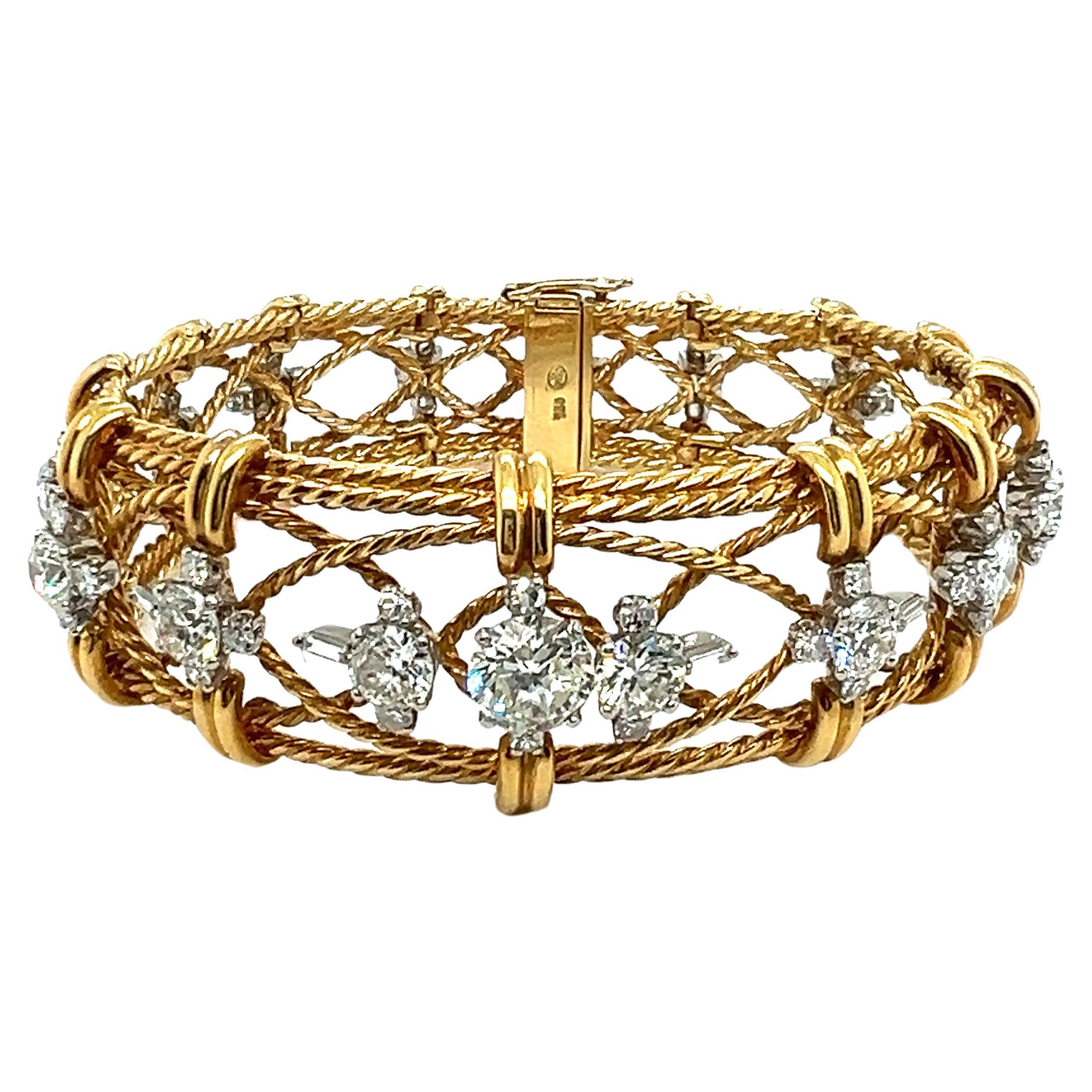 Vintage Bracelet with Diamonds in 18 Karat Gold by Gübelin For Sale
