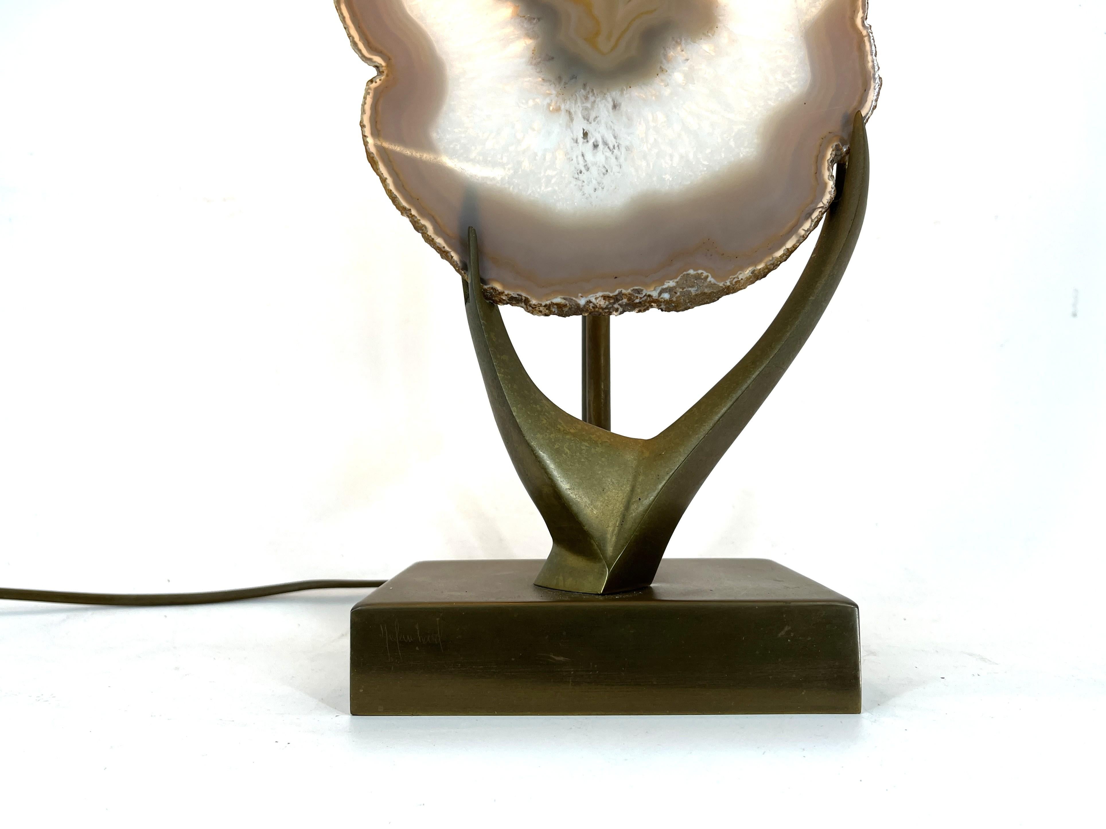 Vintage brass agate slice table lamp, 1970s In Good Condition For Sale In Leuven, Vlaams Gewest