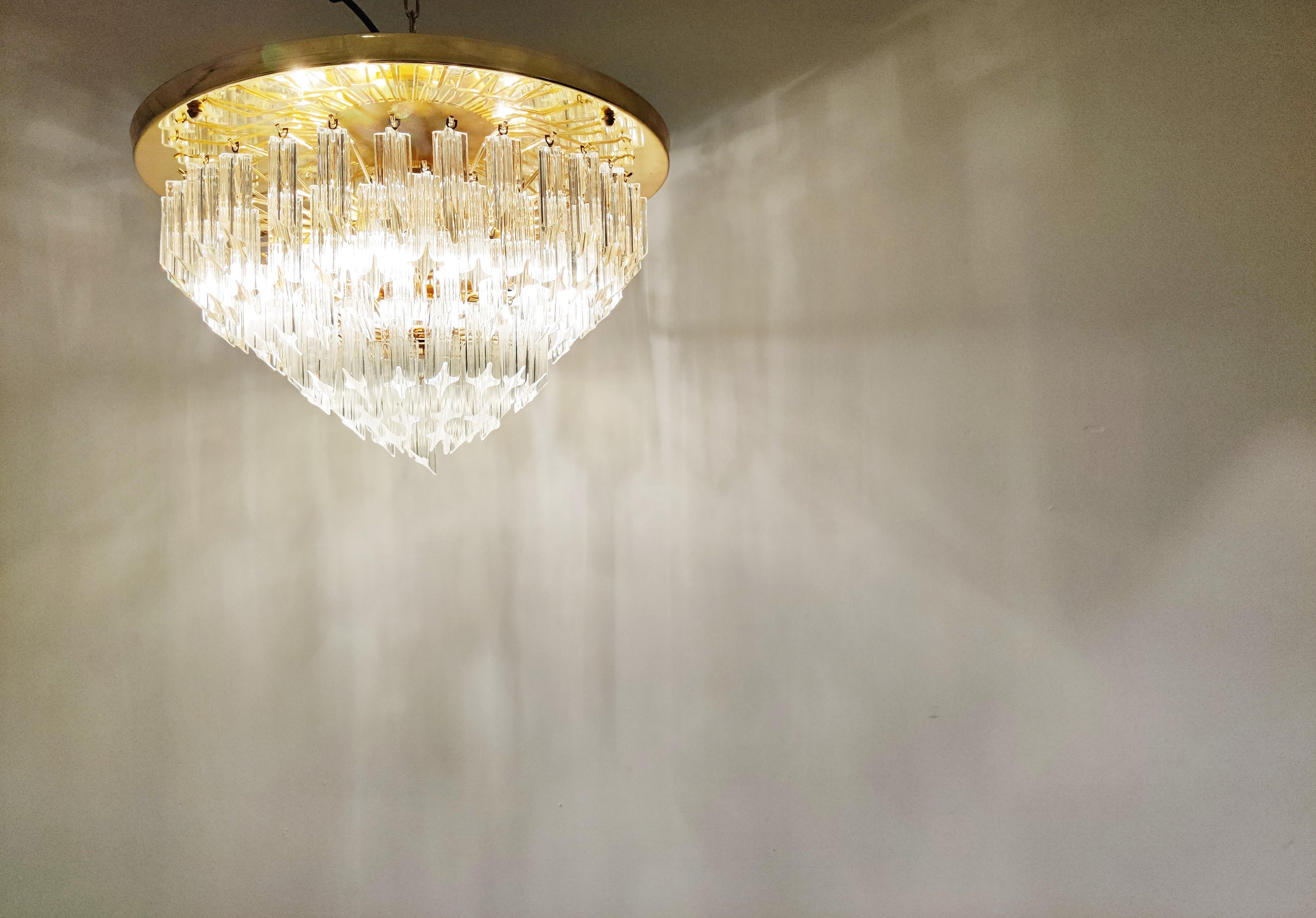 Italian Vintage Brass and Crystal Chandelier by Novaresi, 1980s For Sale