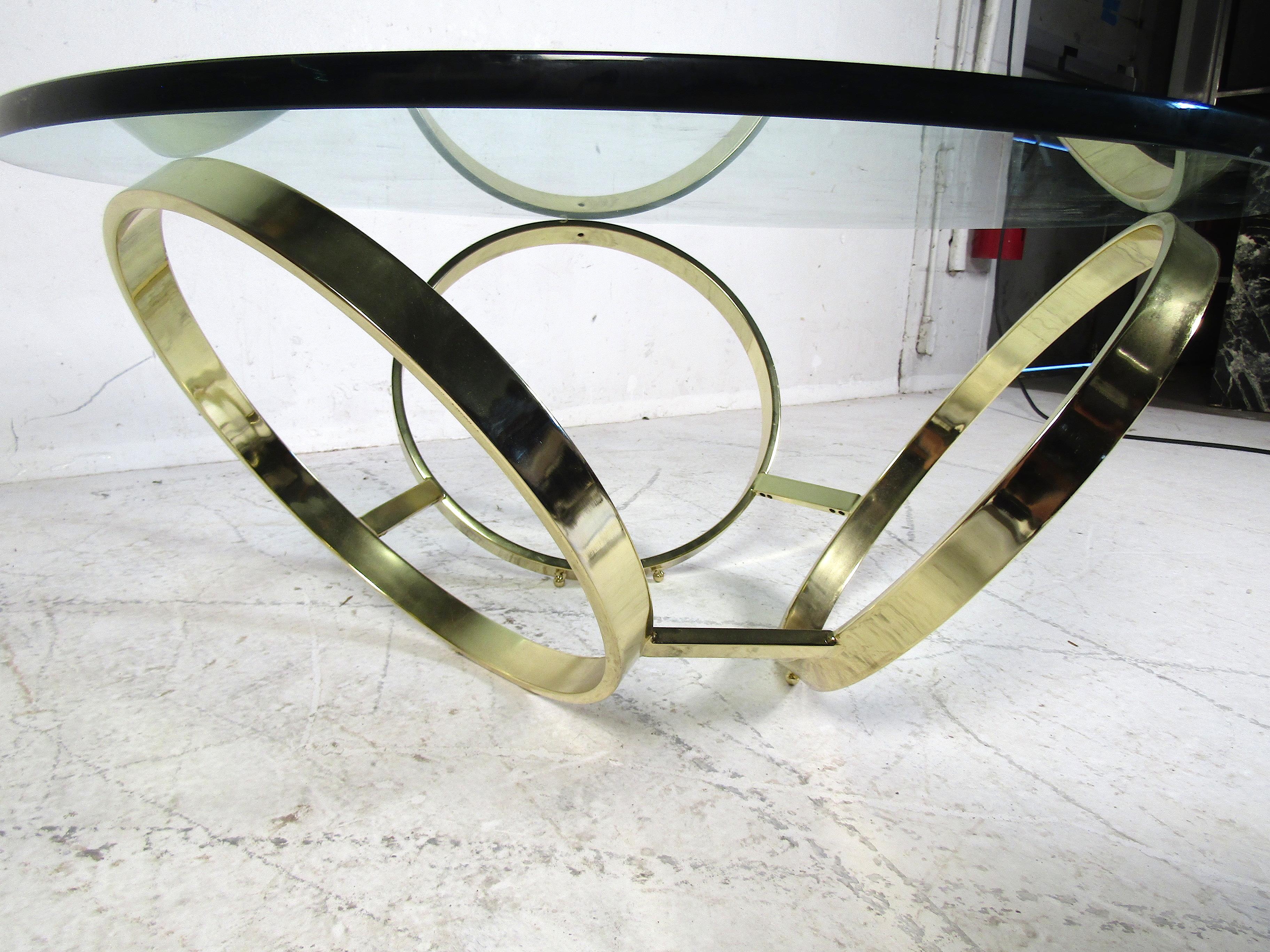 Vintage Brass and Glass Cocktail Table In Good Condition In Brooklyn, NY