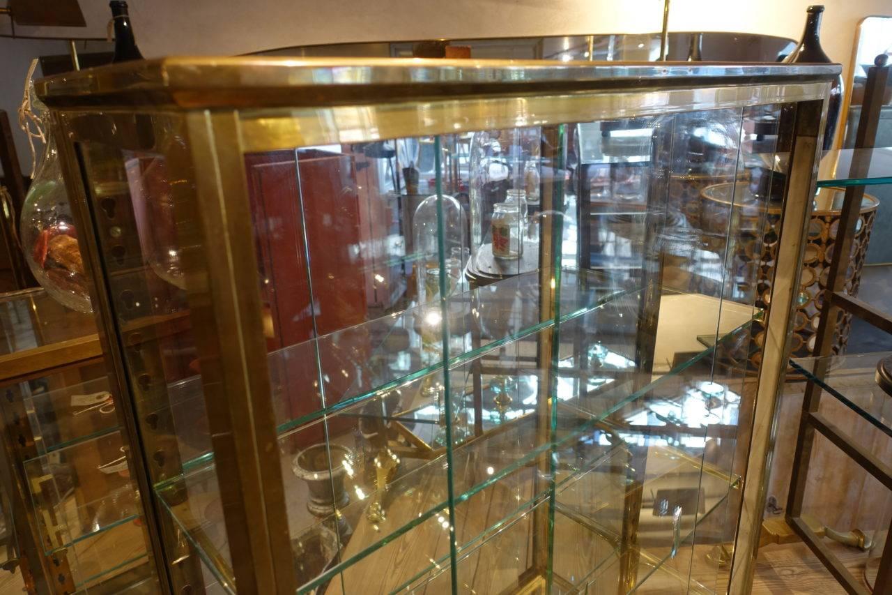 Vintage Brass and Glass French Boutique Display Cabinet In Excellent Condition In Copenhagen K, DK