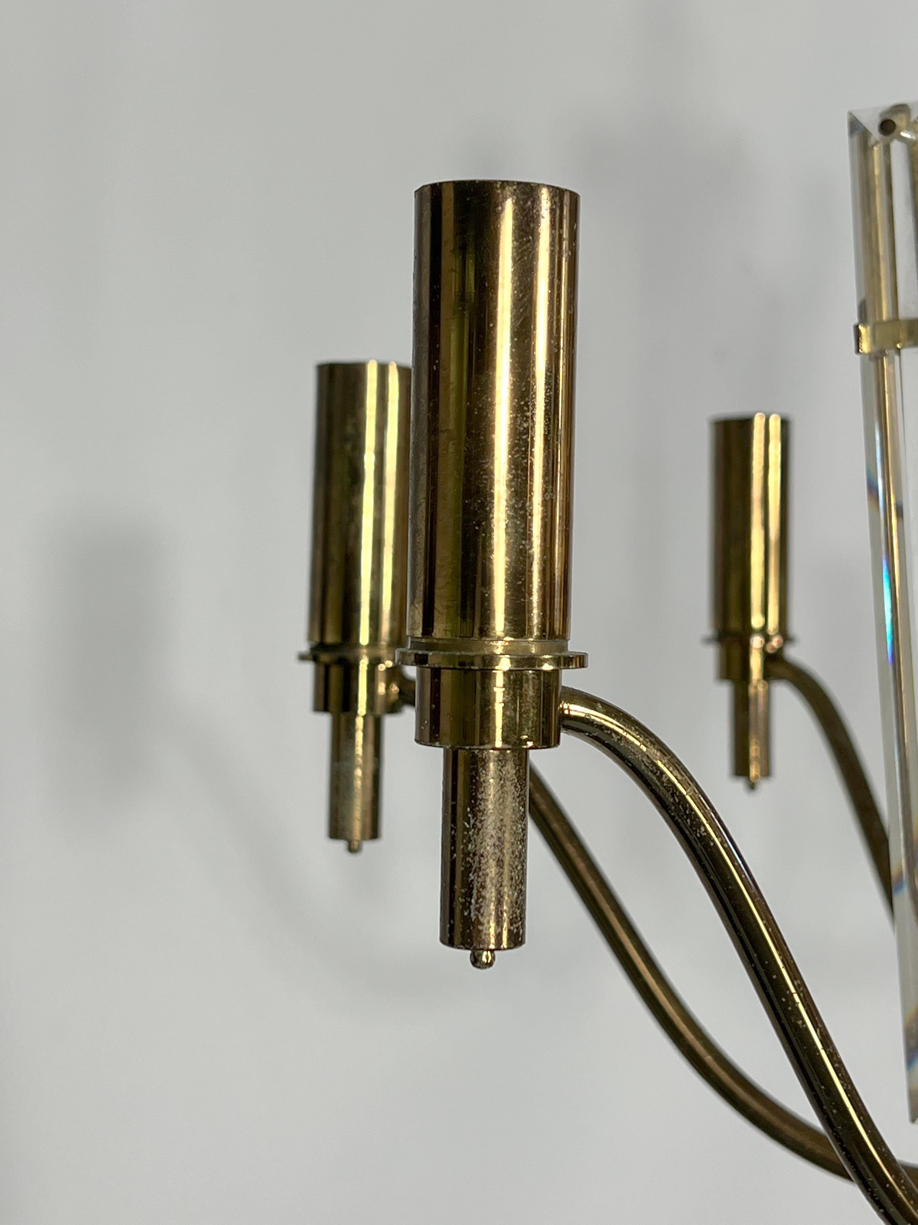 Vintage brass and glass Stilkronen chandelier. Italy 1970s For Sale 2
