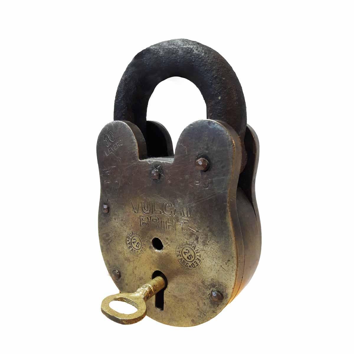 Vintage Brass and Iron Padlock, Early 20th Century In Good Condition For Sale In New York, NY