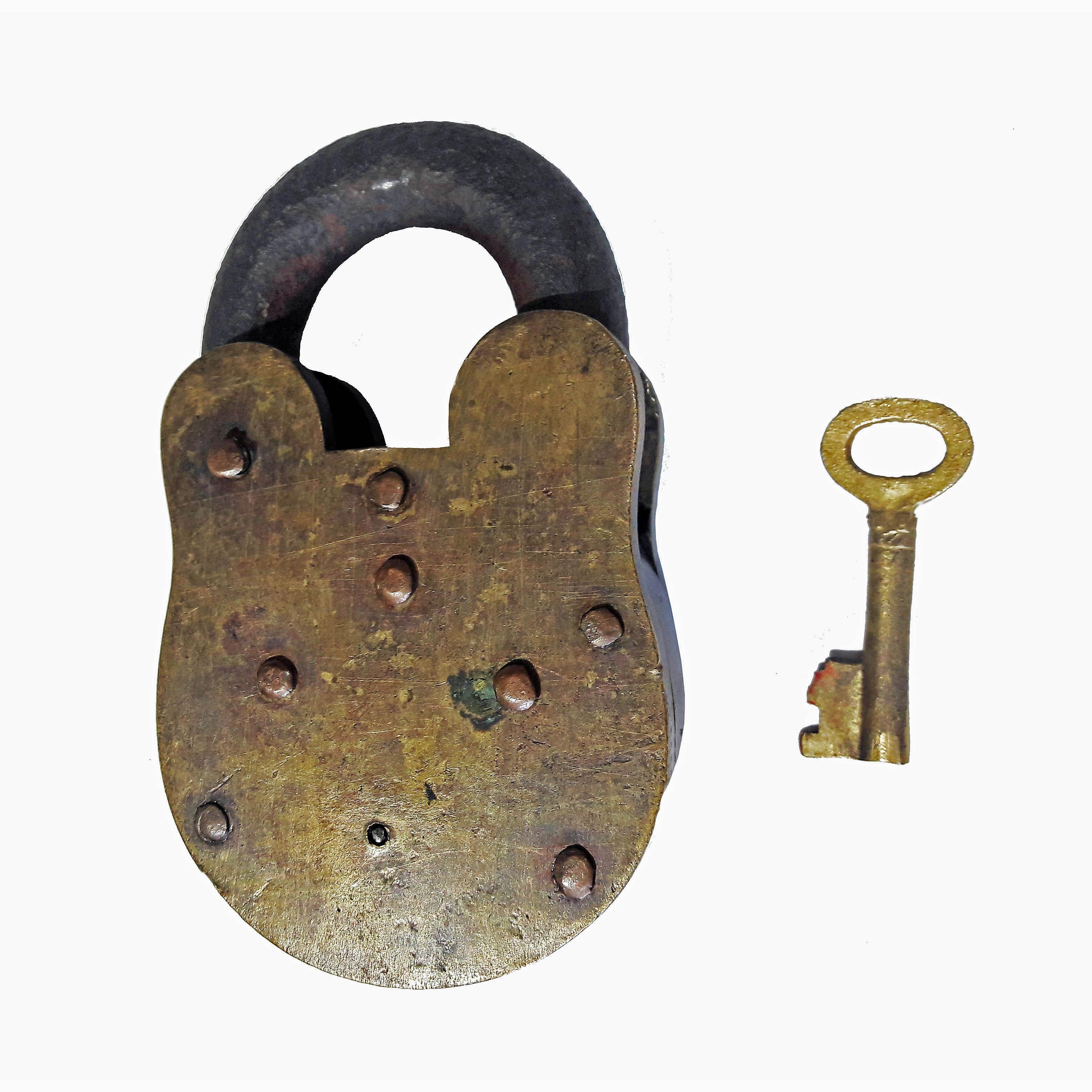 Vintage Brass and Iron Padlock, Early 20th Century For Sale 2