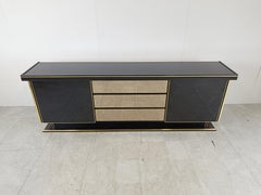 Credenza vintage in ottone e lacca, anni '70